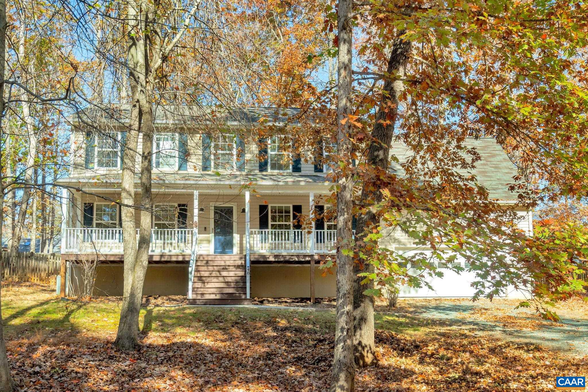 LAKE MONTICELLO - Residential