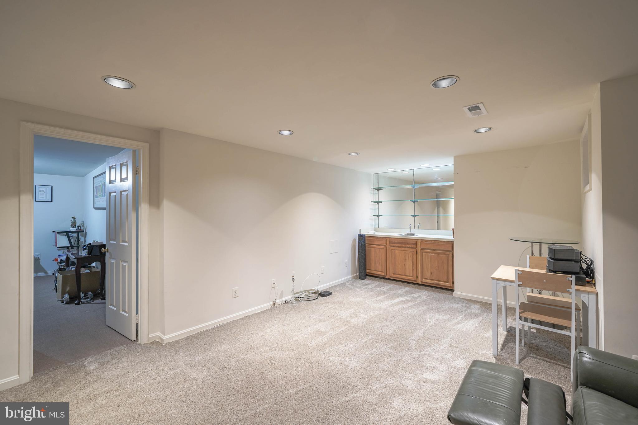 MEADOWGATE - Residential