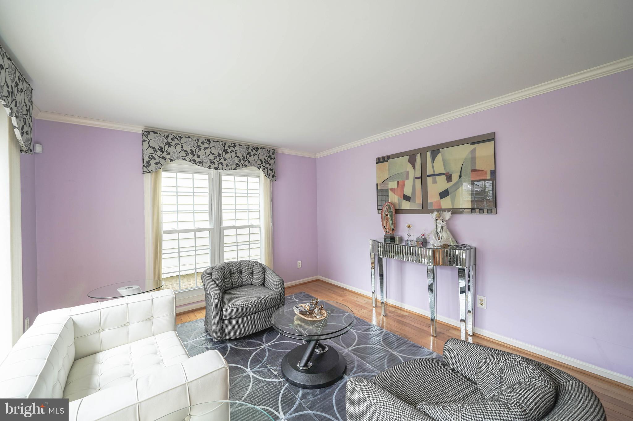 MEADOWGATE - Residential