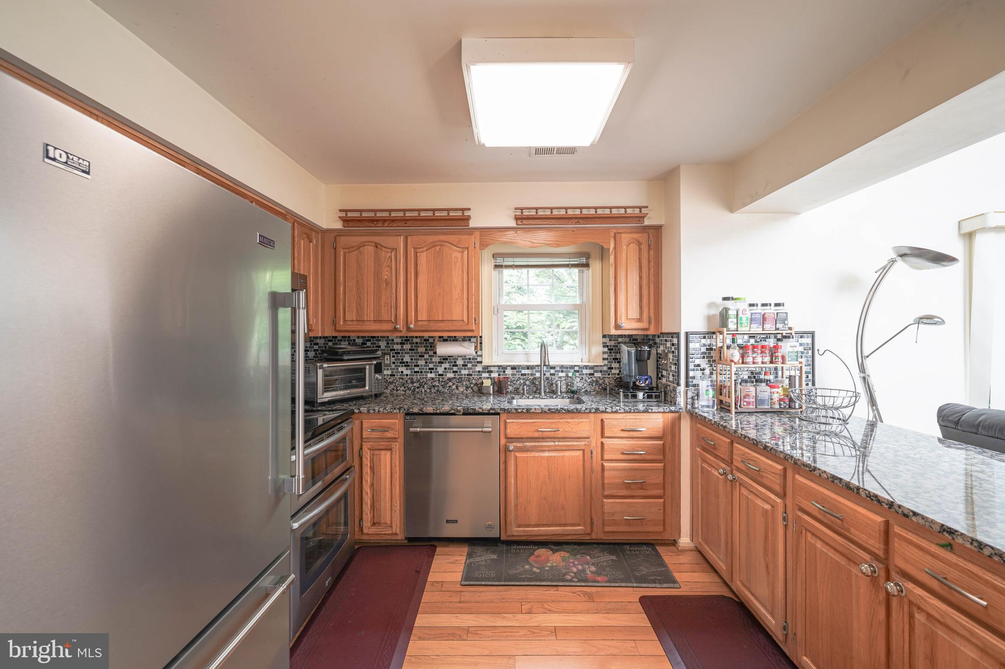 MEADOWGATE - Residential