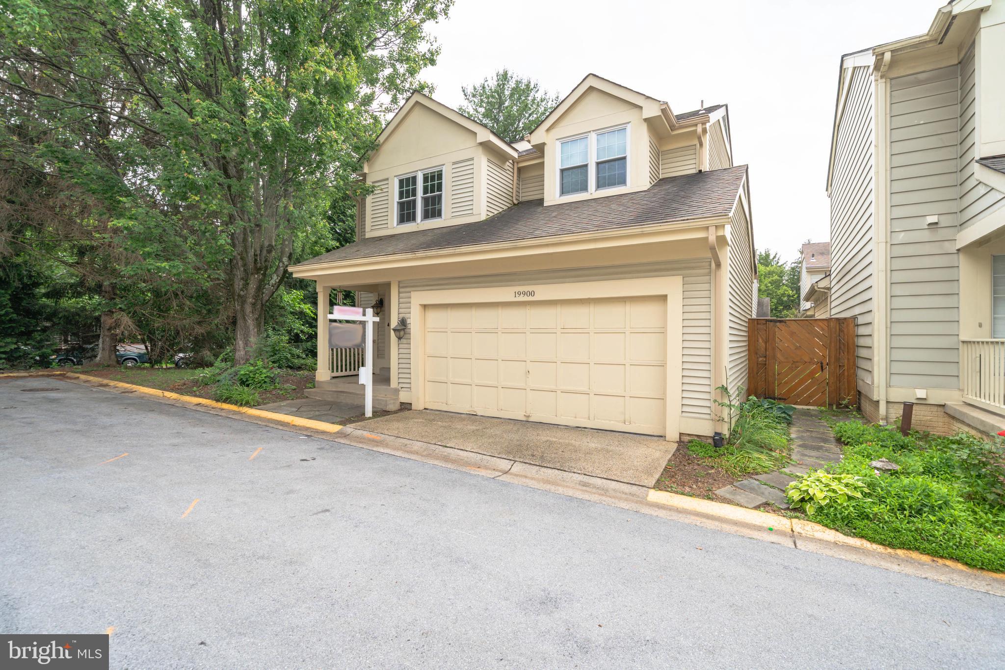 MEADOWGATE - Residential