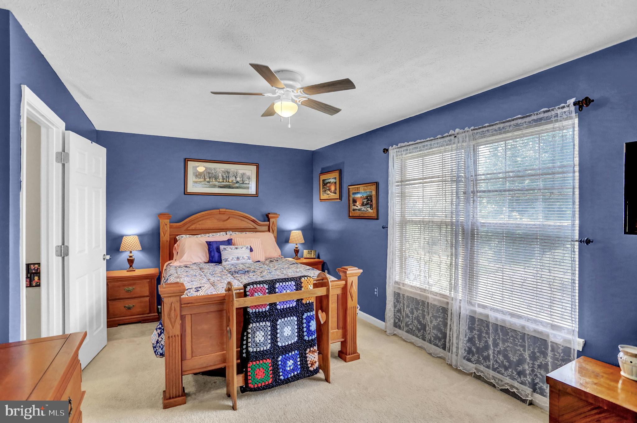 SMALL CROSSINGS - Residential