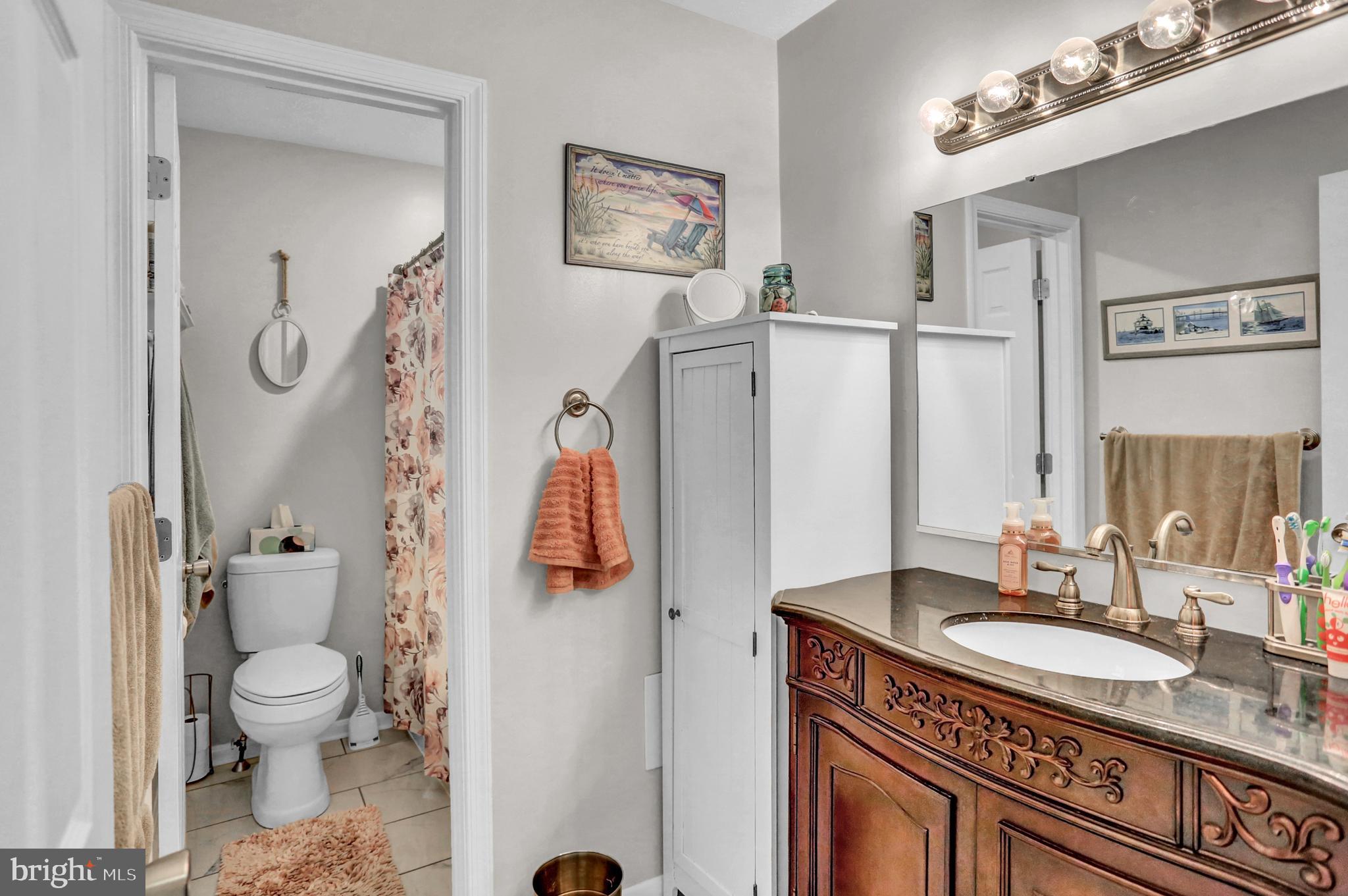 SMALL CROSSINGS - Residential