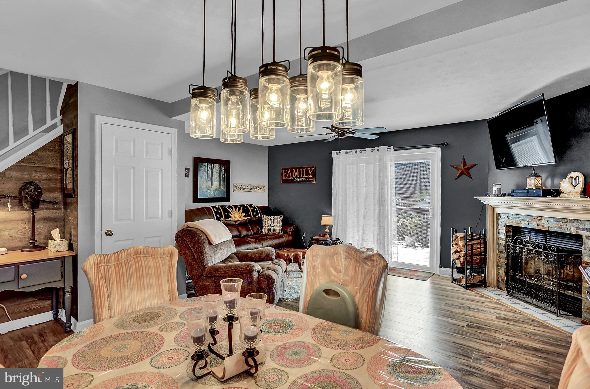 SMALL CROSSINGS - Residential