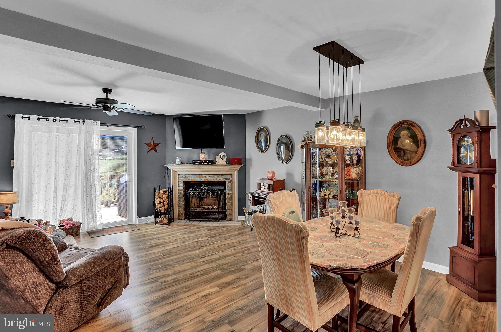 SMALL CROSSINGS - Residential