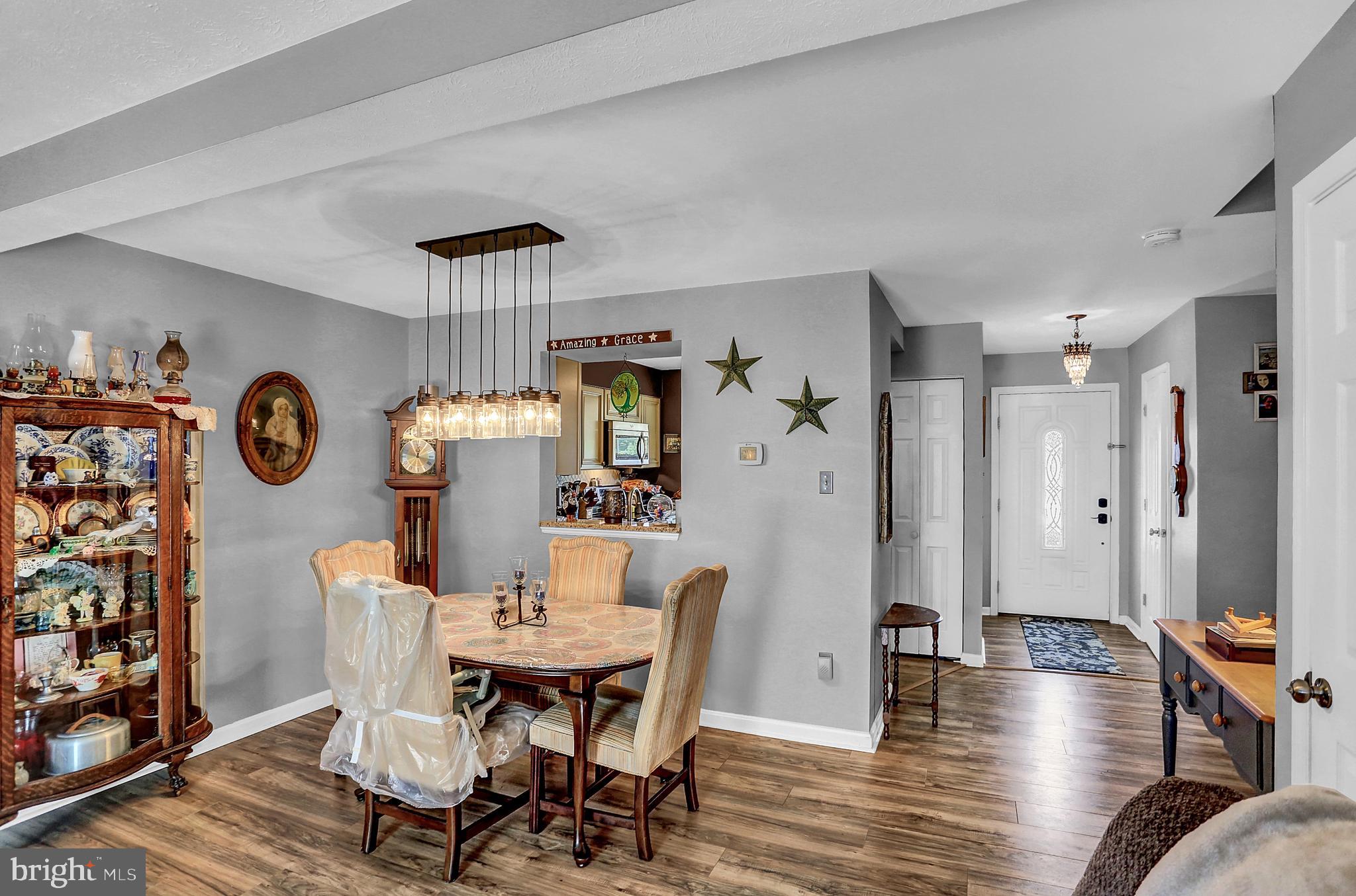 SMALL CROSSINGS - Residential