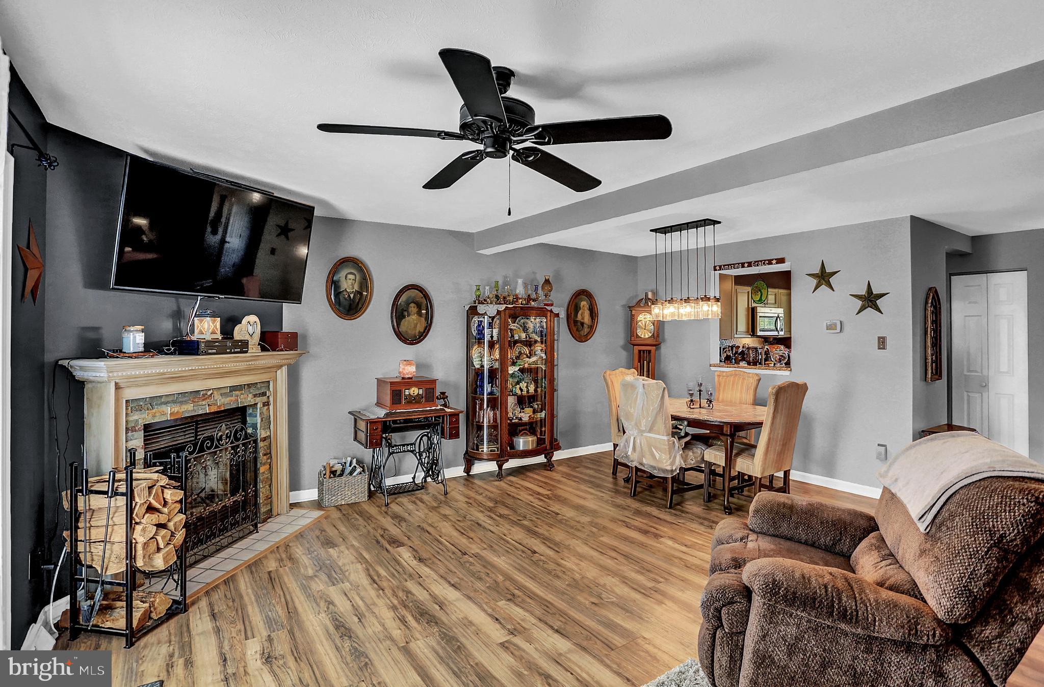 SMALL CROSSINGS - Residential