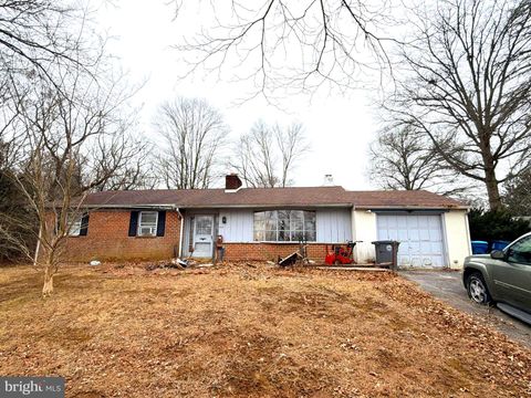 800 FALCON LANE WEST CHESTER PA 19382