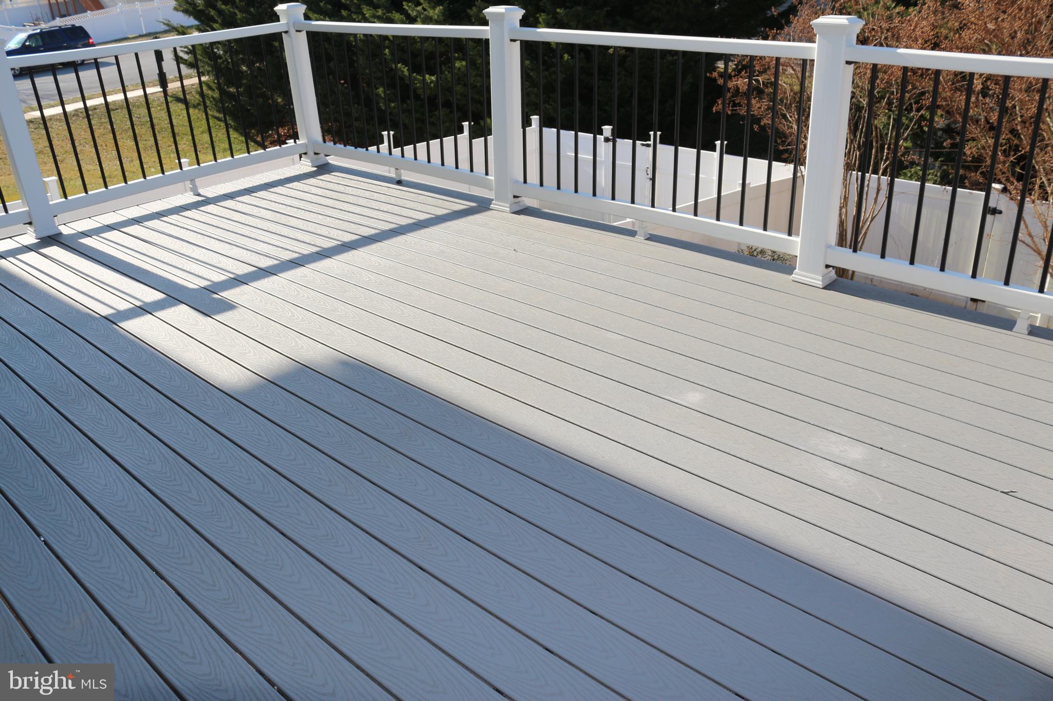 LAKELAND PLACE - Residential