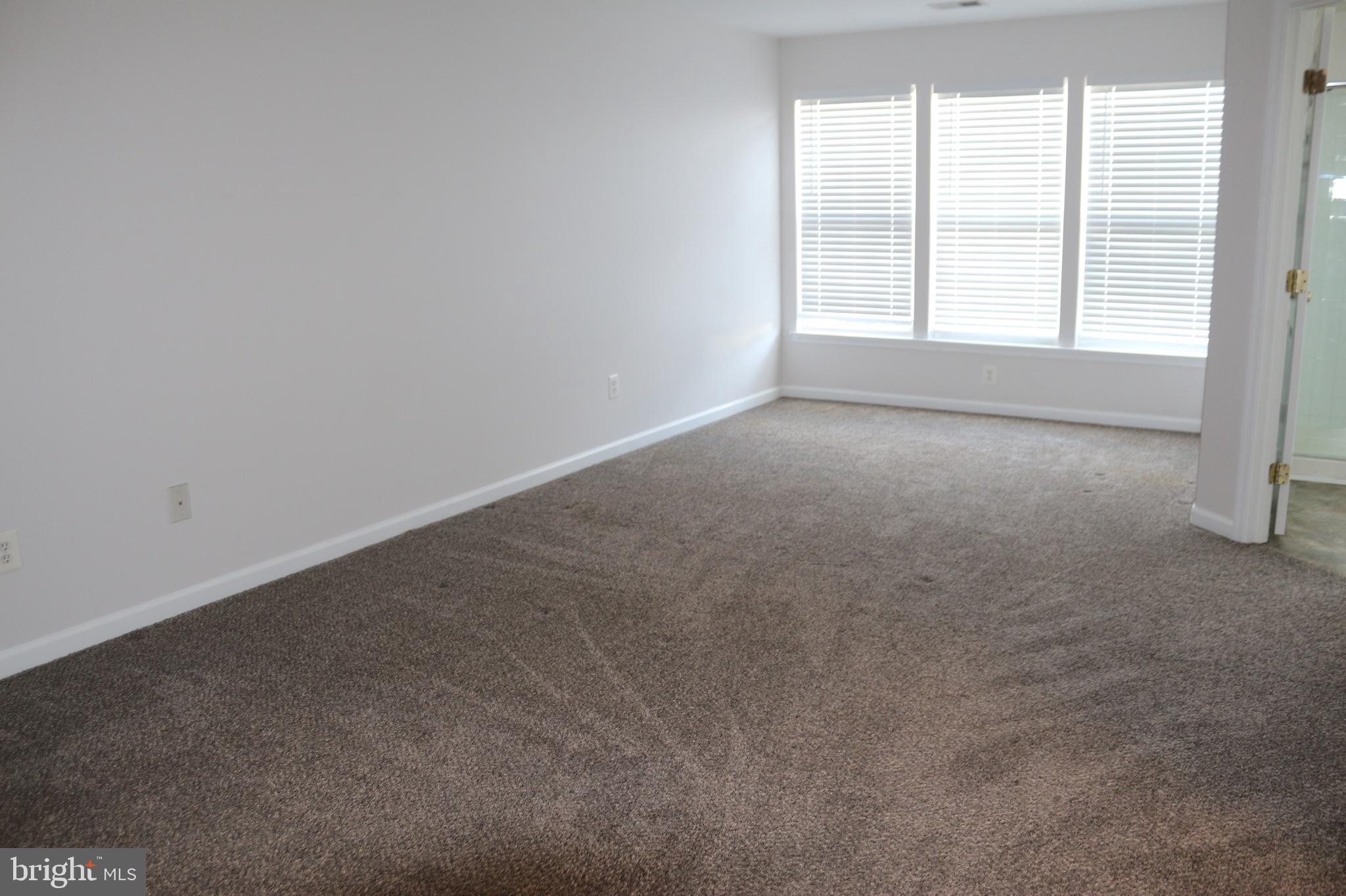 LAKELAND PLACE - Residential