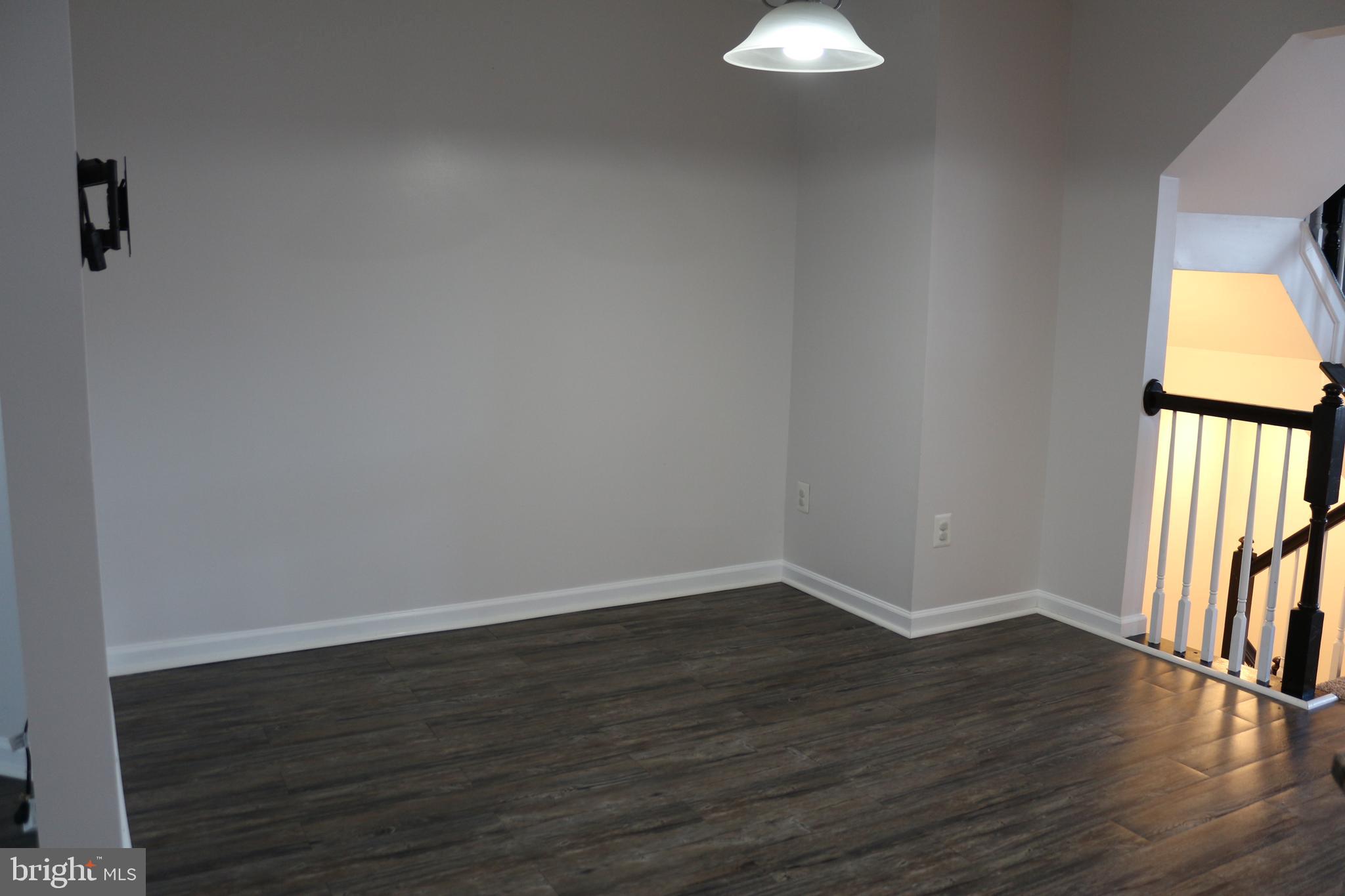 LAKELAND PLACE - Residential