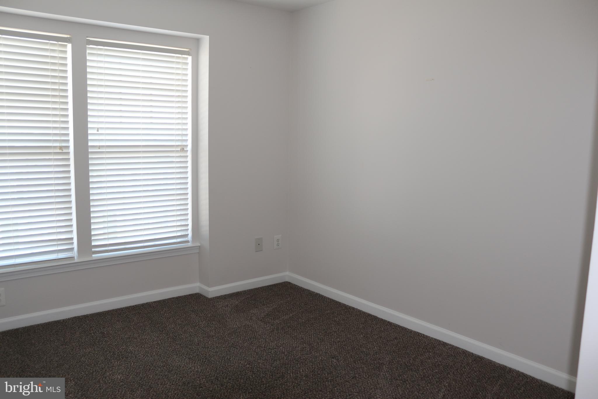 LAKELAND PLACE - Residential