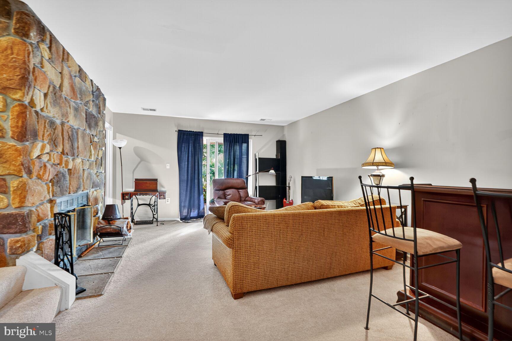 FRANKLIN FARM - Residential