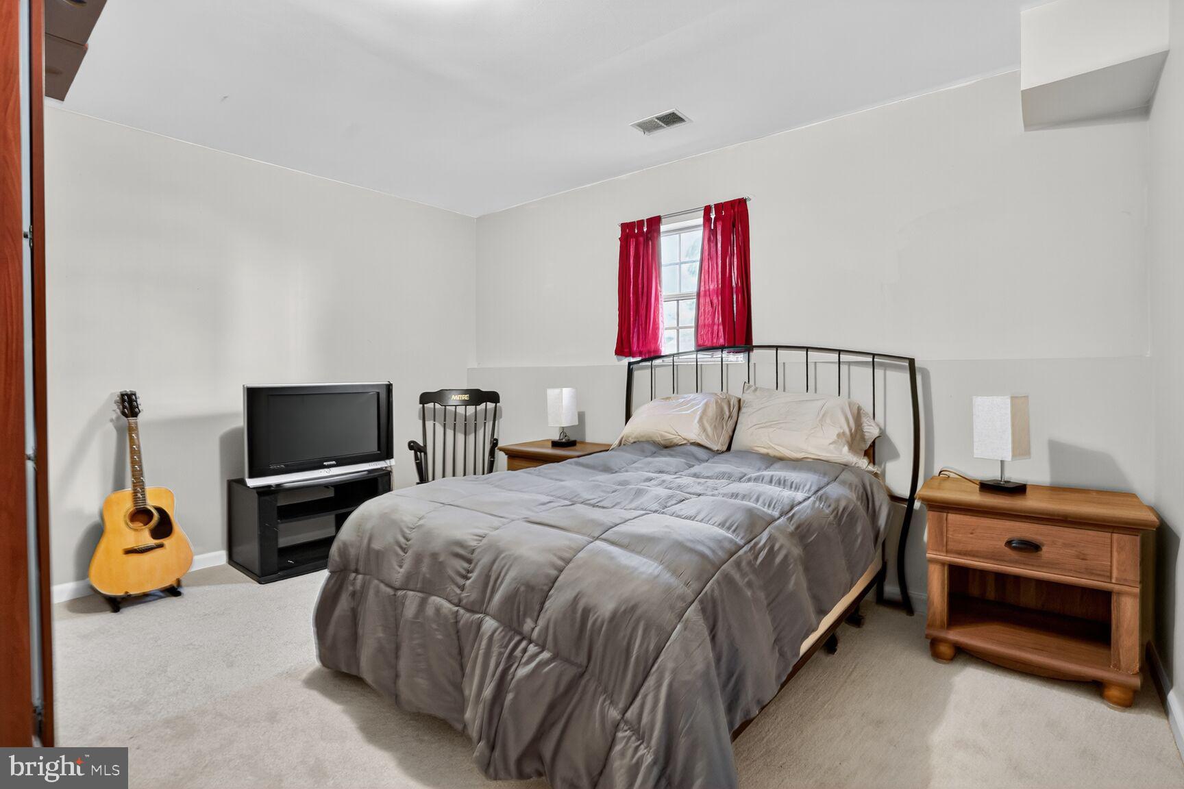 FRANKLIN FARM - Residential