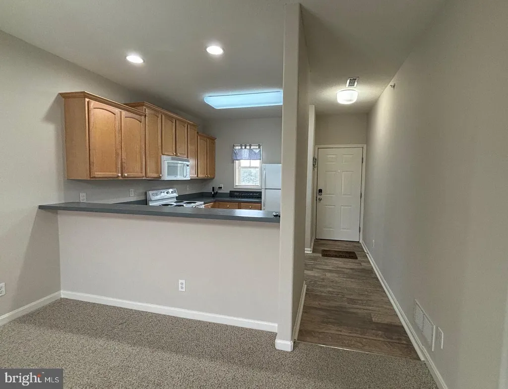 Additional image 3 of 33156 N Village Loop Unit 4304, Lewes, DE 19958