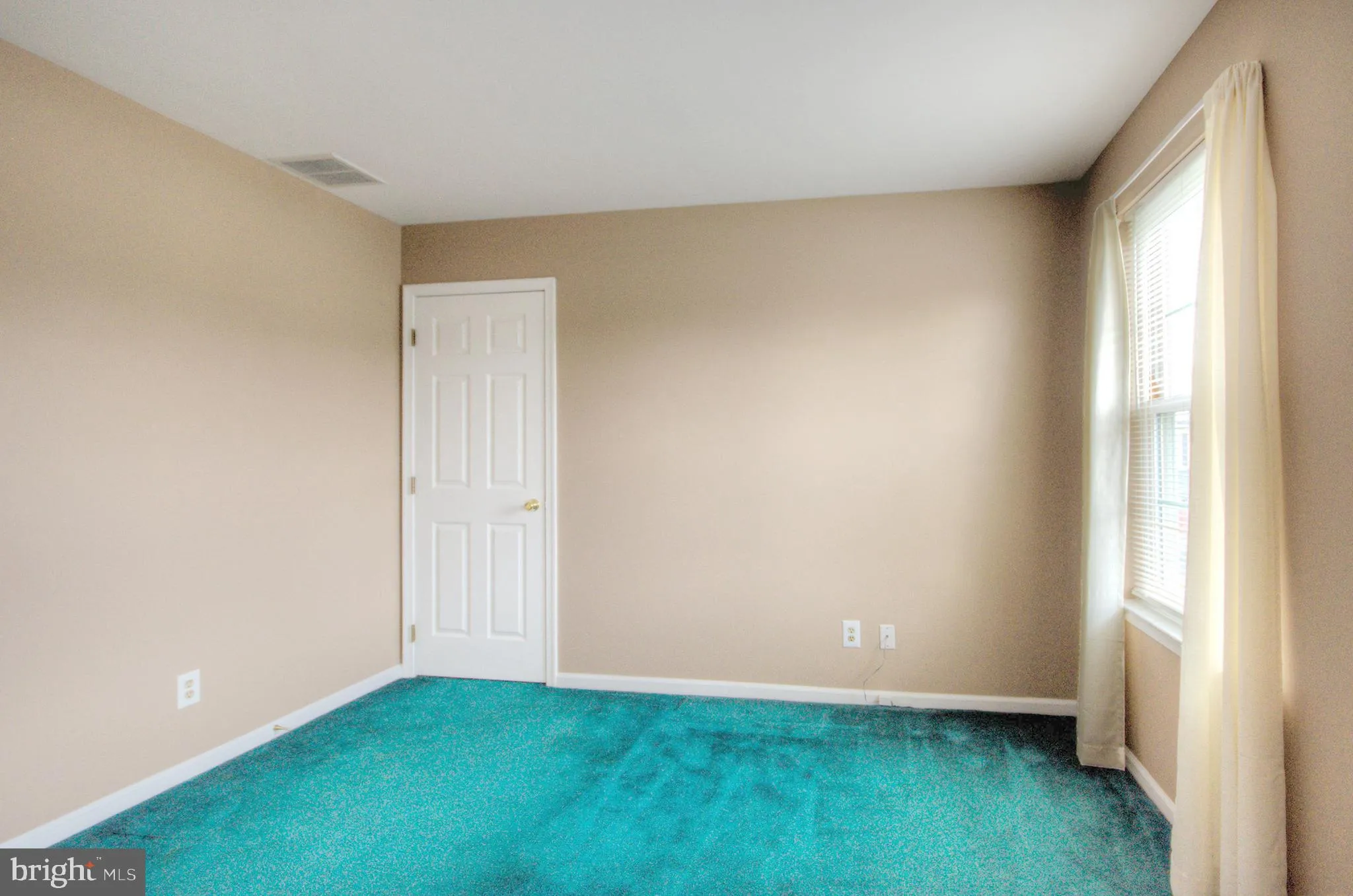 Woolwich Twp, New Jersey 08085, United States, 4 Bedrooms Bedrooms, ,3 BathroomsBathrooms,Residential,Coming Soon,80670