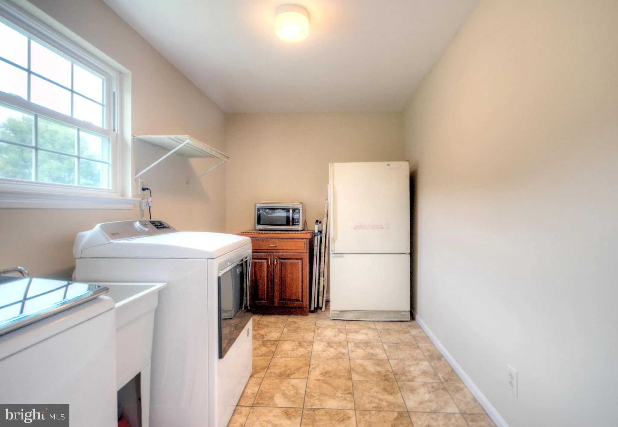 Woolwich Twp, New Jersey 08085, United States, 4 Bedrooms Bedrooms, ,3 BathroomsBathrooms,Residential,Coming Soon,80670