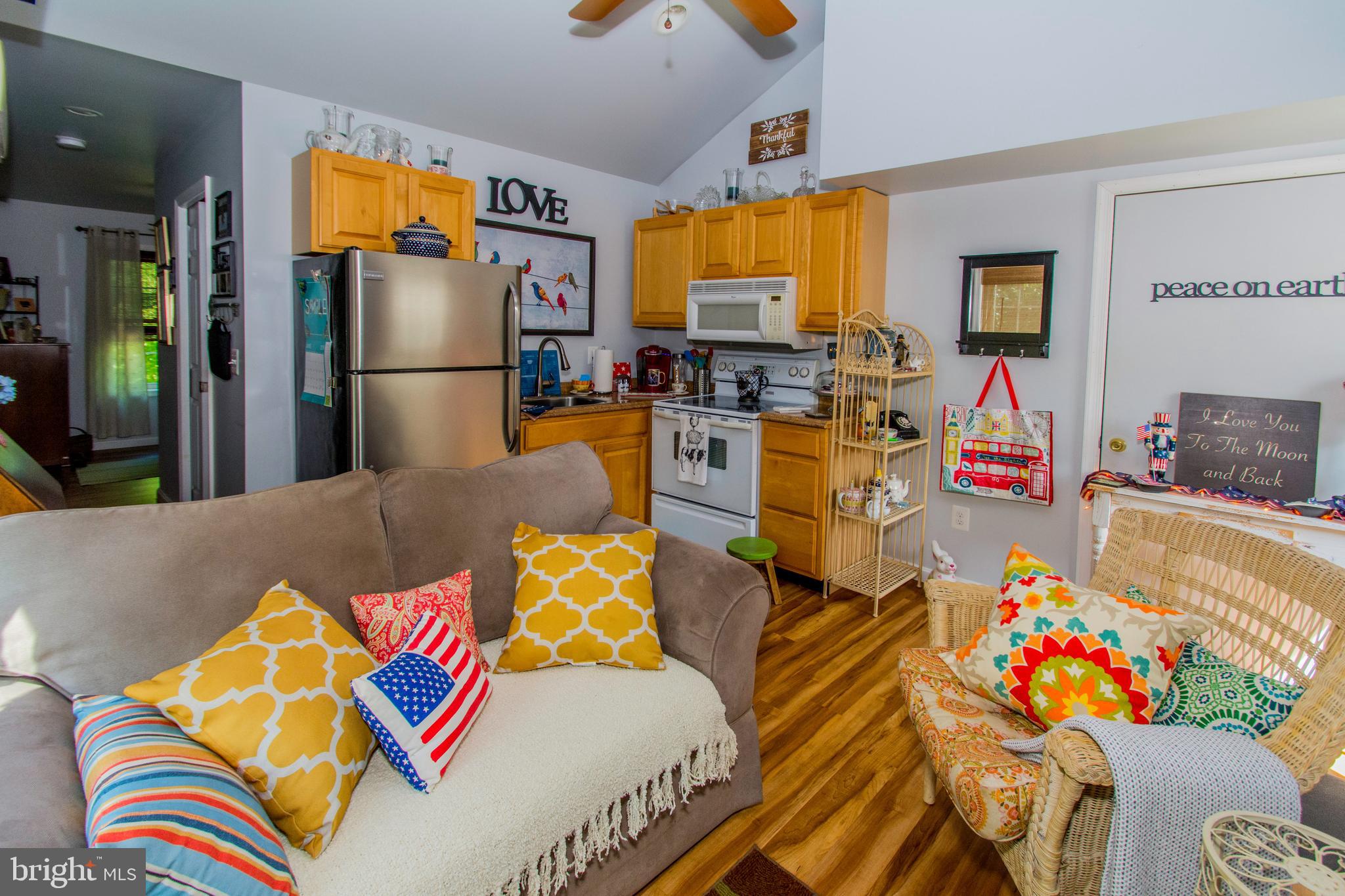 SOMERSET AT BELAIR - Residential