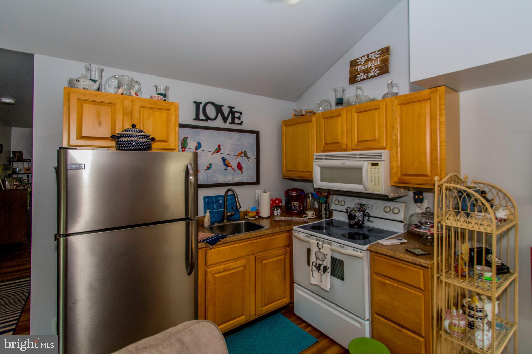 SOMERSET AT BELAIR - Residential