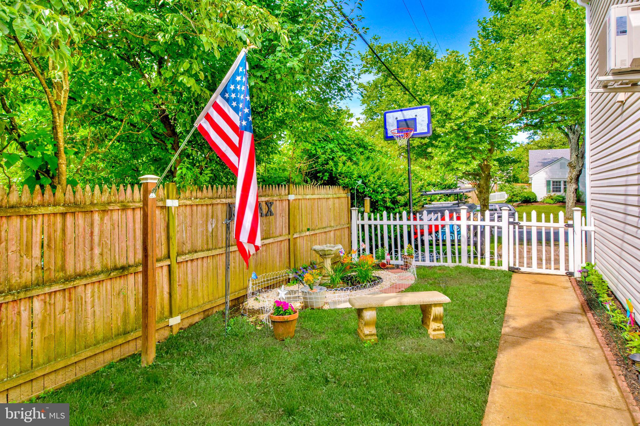 SOMERSET AT BELAIR - Residential