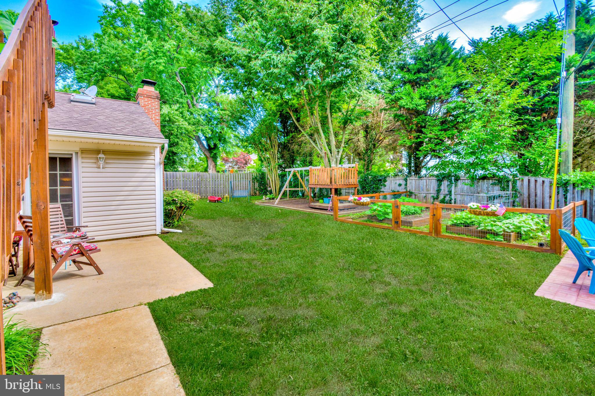 SOMERSET AT BELAIR - Residential