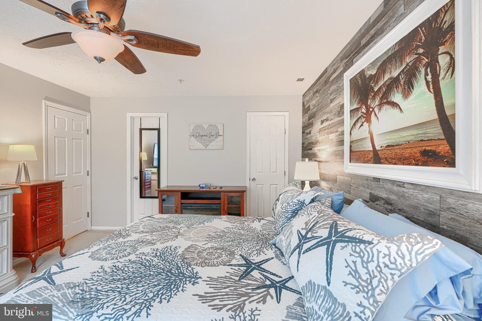 BRENTWOOD CONDO - Residential