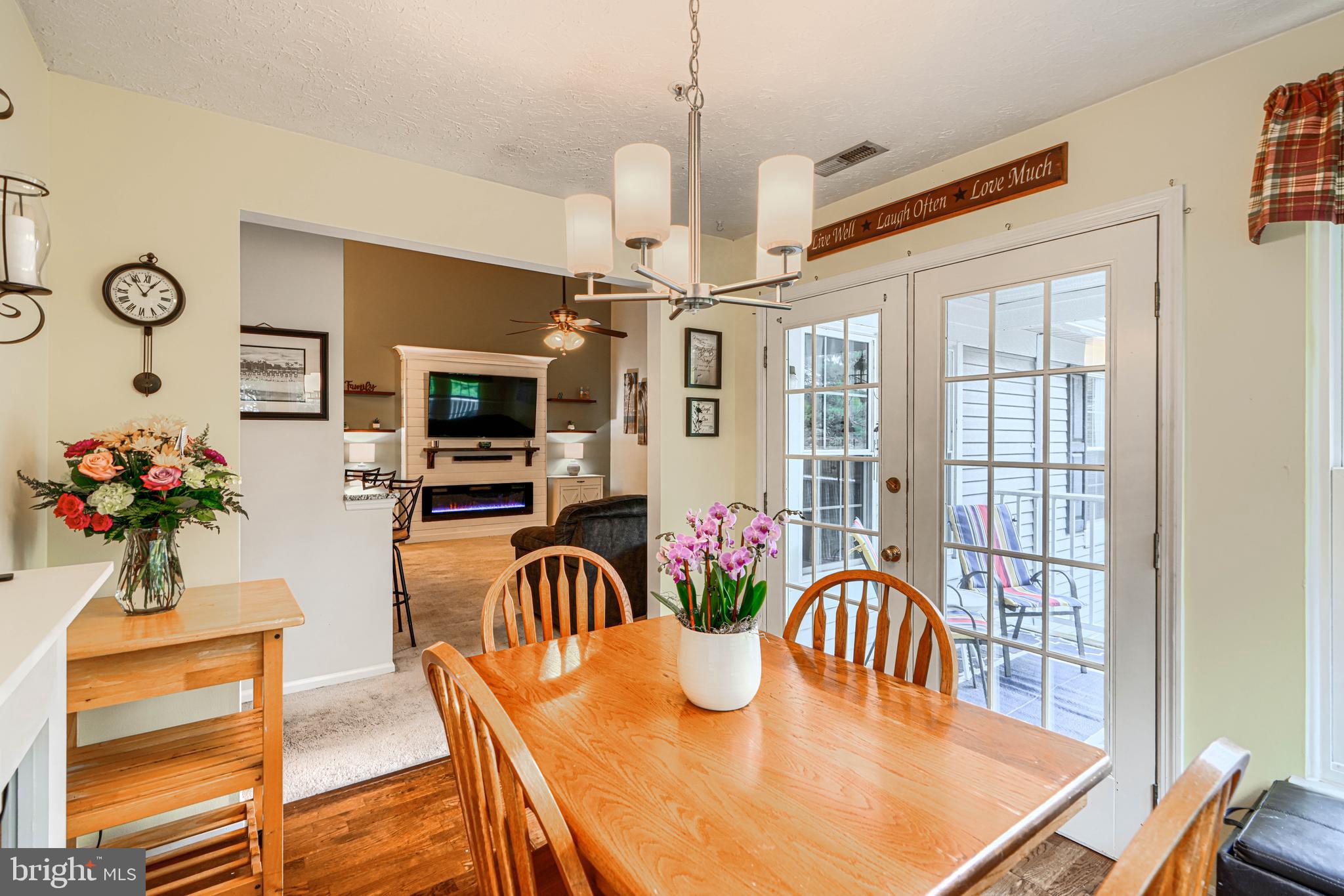 BRENTWOOD CONDO - Residential