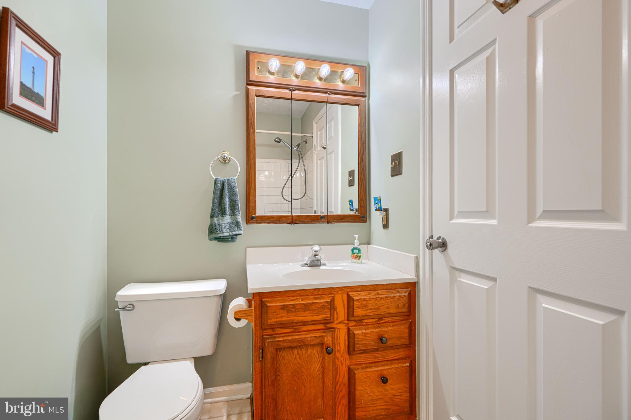 BRENTWOOD CONDO - Residential