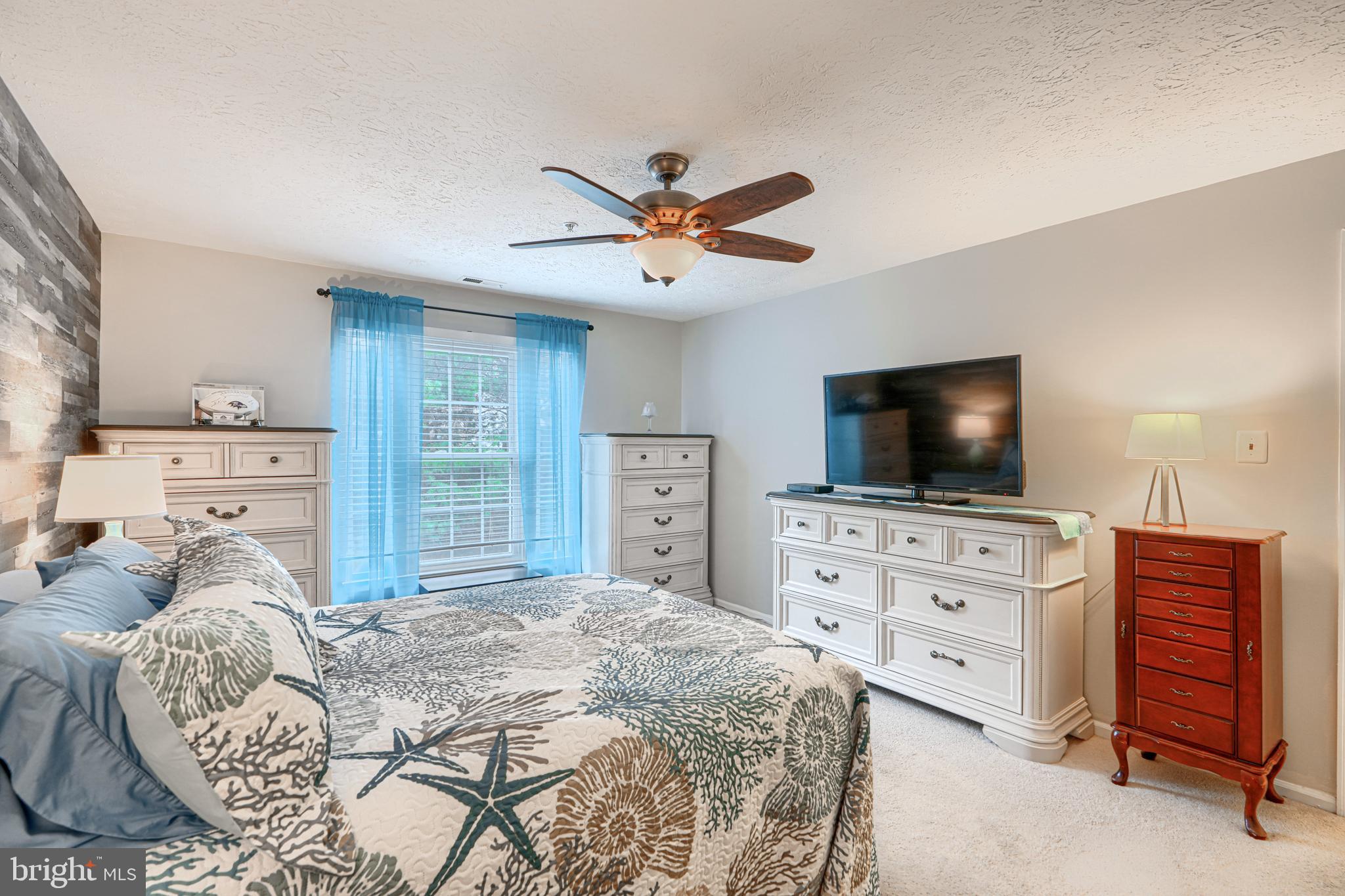 BRENTWOOD CONDO - Residential