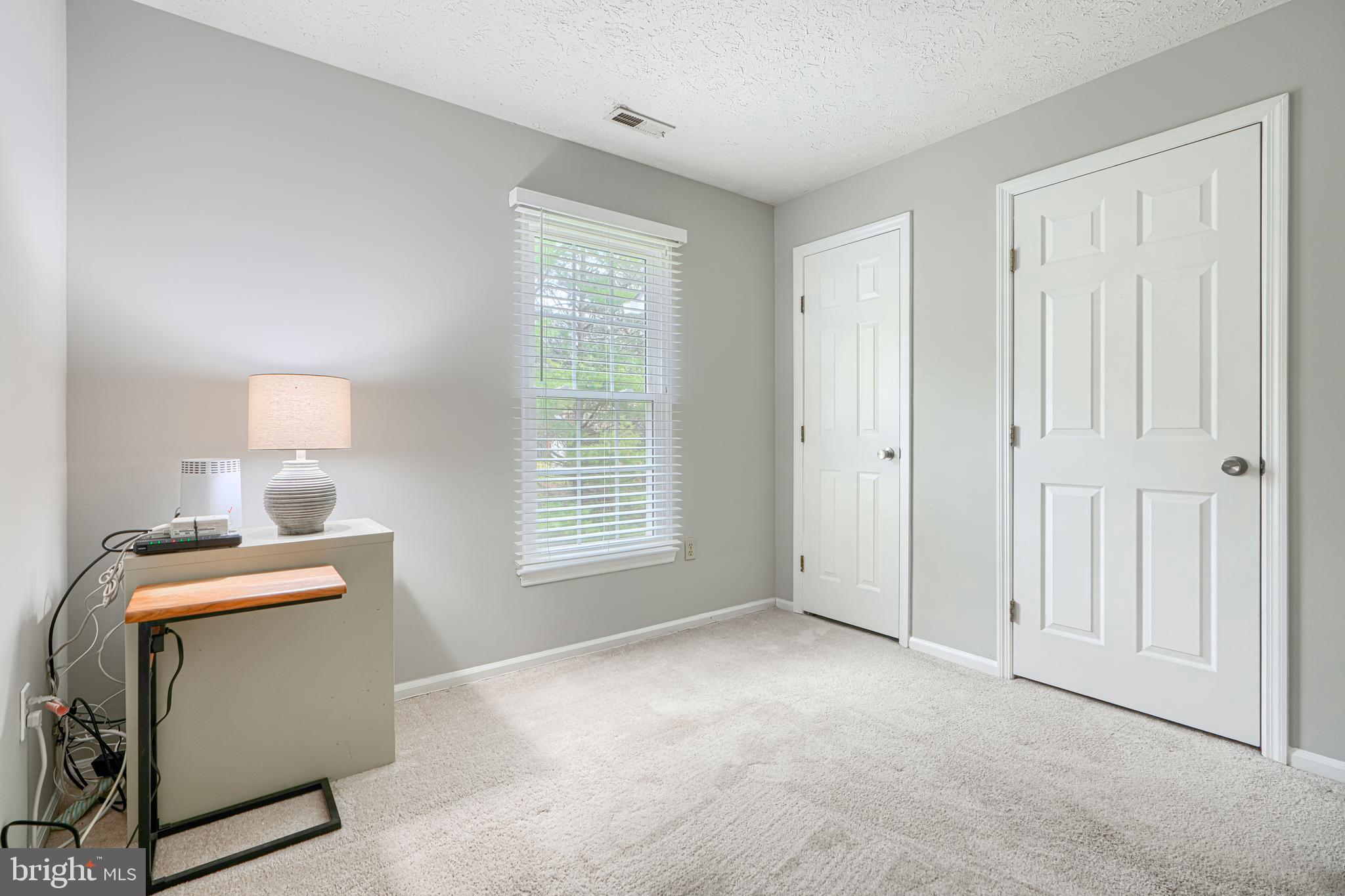 BRENTWOOD CONDO - Residential