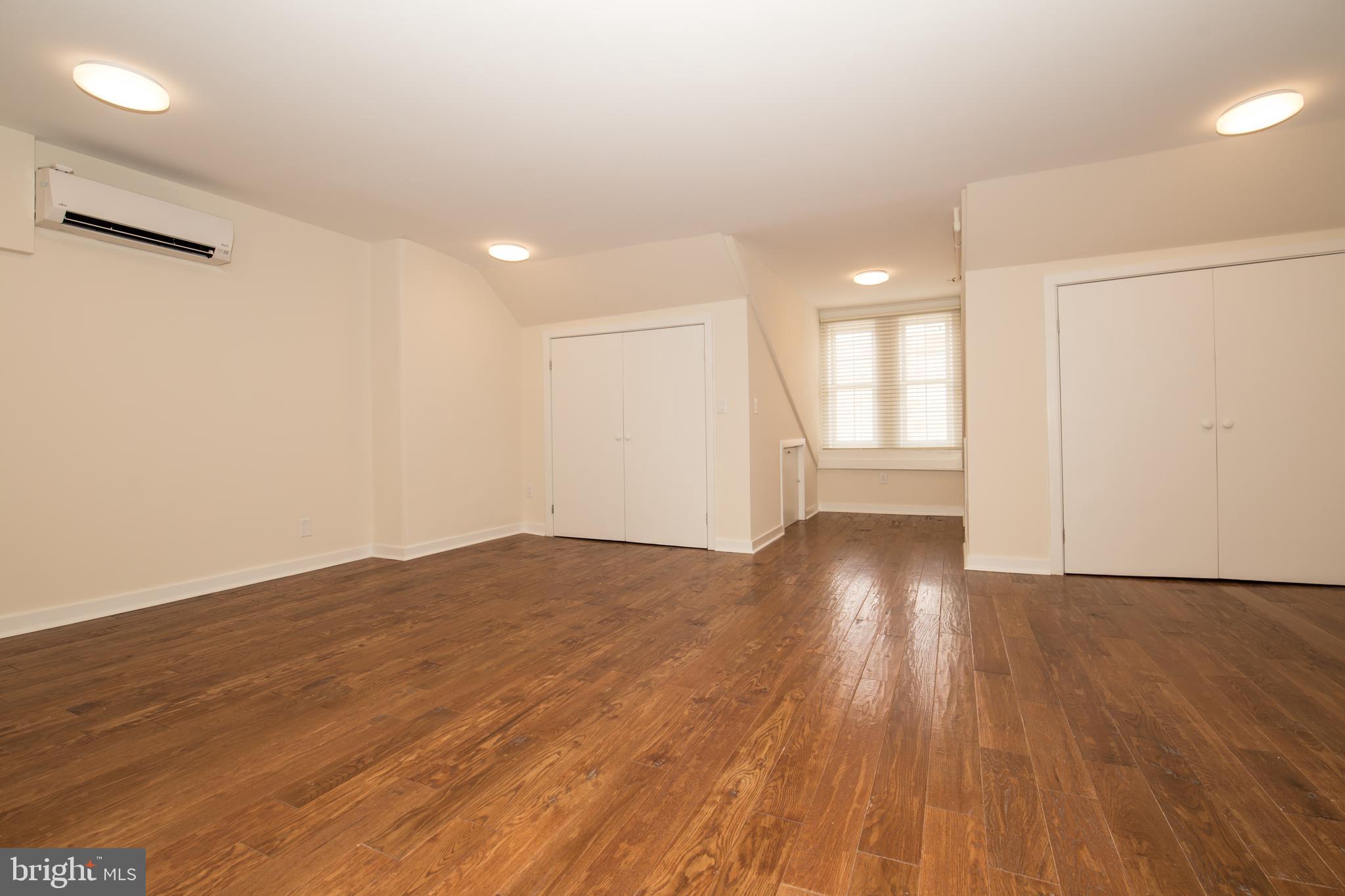 SOCIETY HILL - Residential Lease