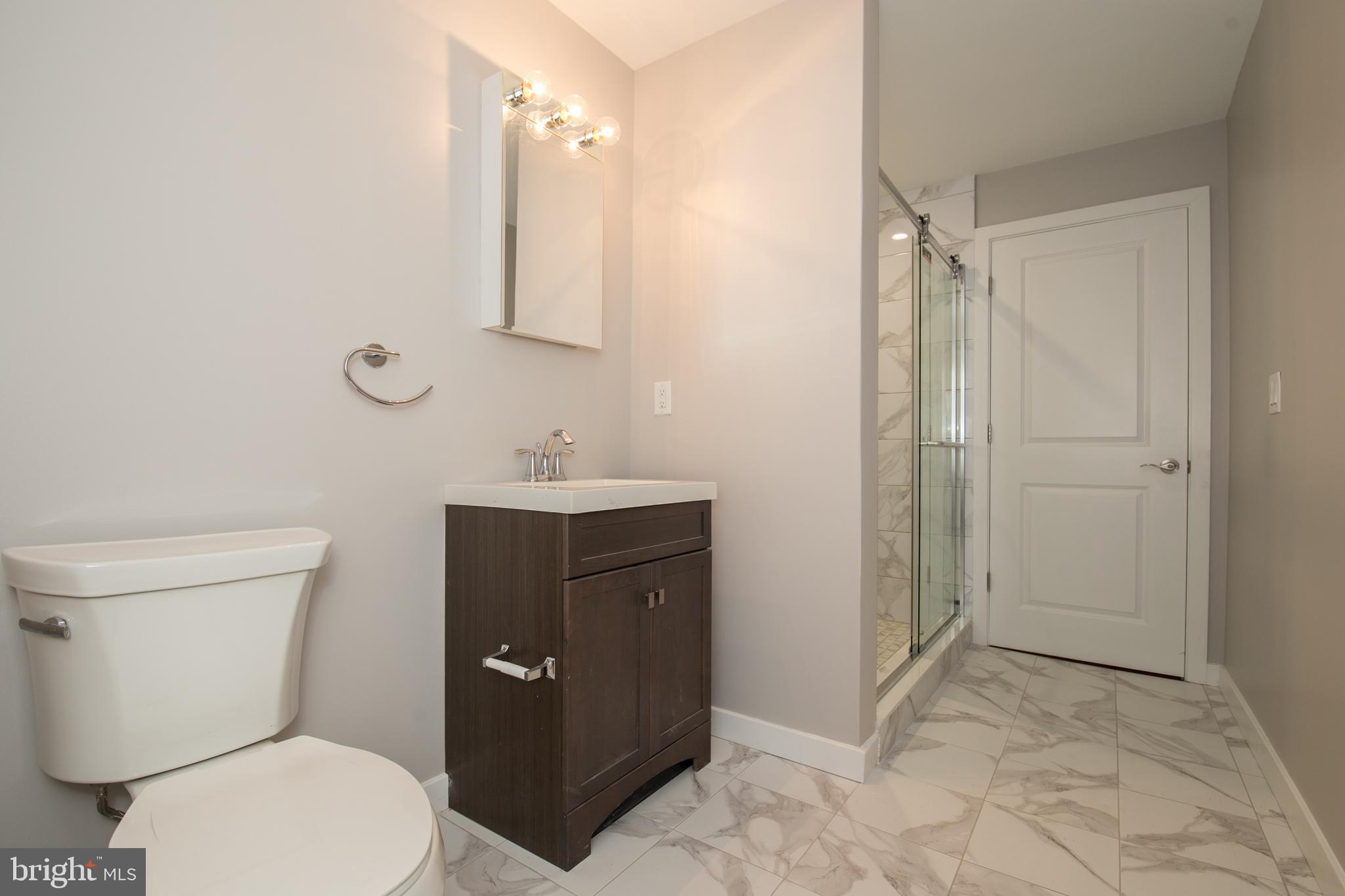 SOCIETY HILL - Residential Lease