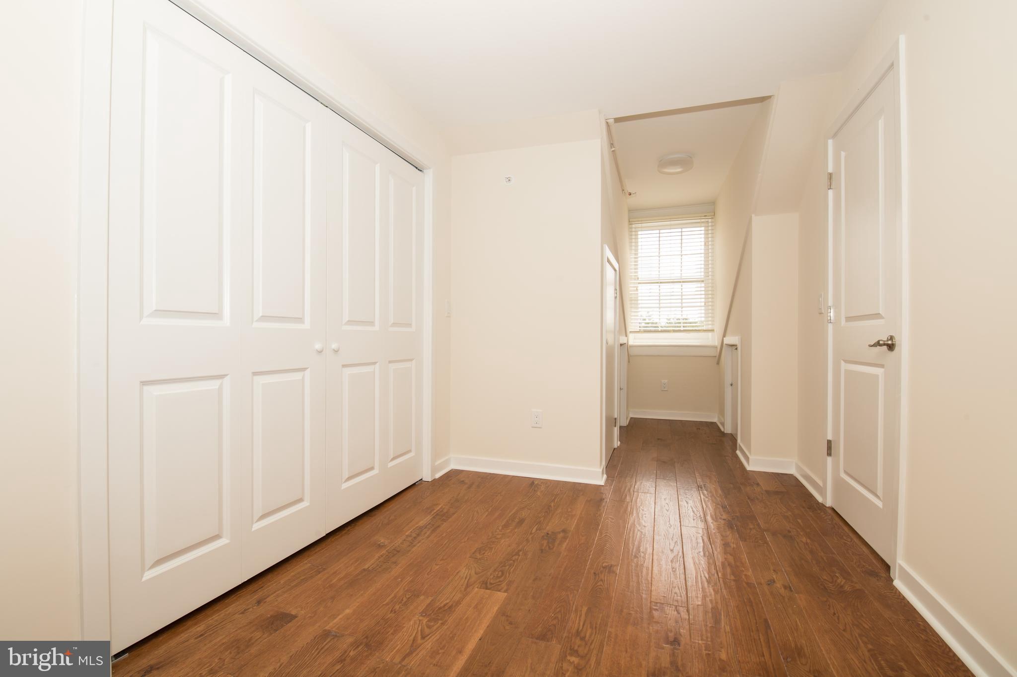 SOCIETY HILL - Residential Lease