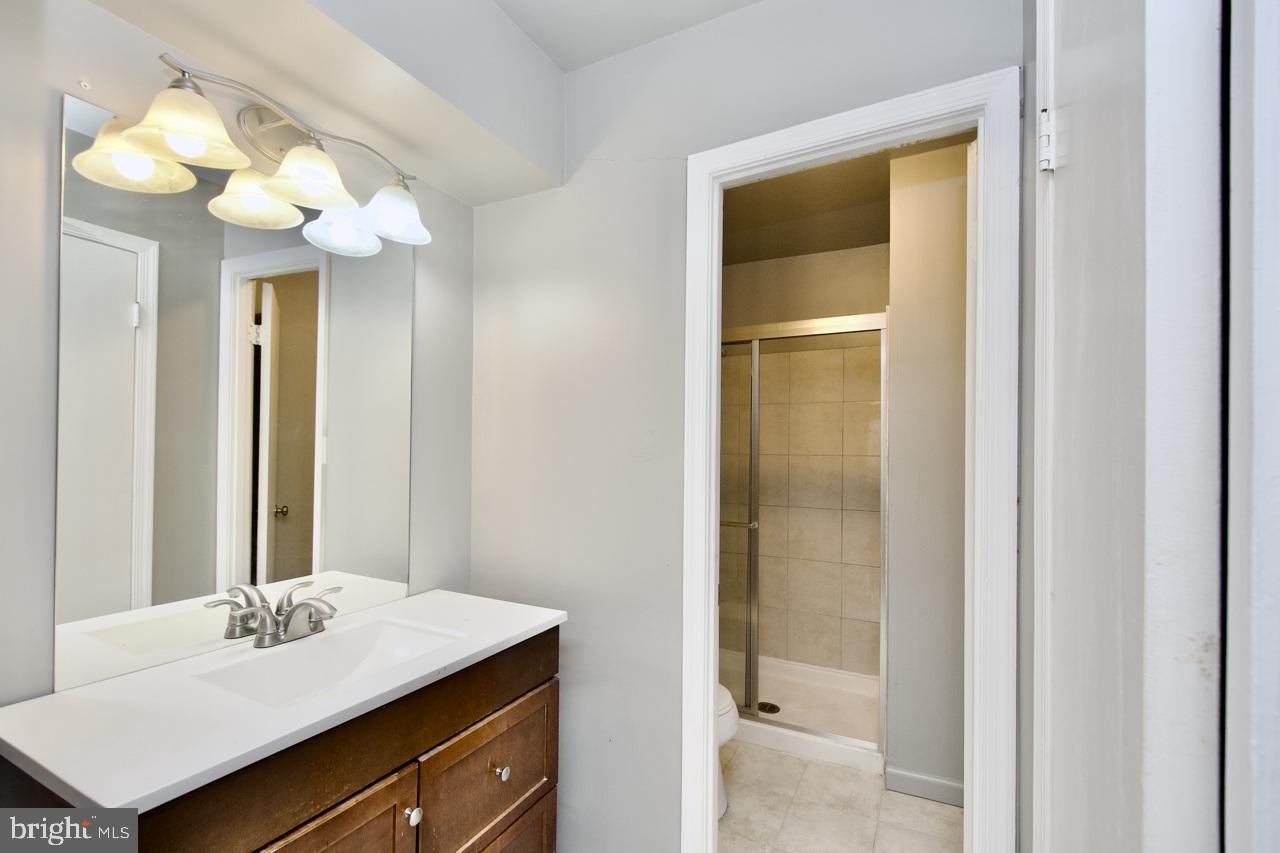 WEST SPRINGFIELD TERRACE - Residential