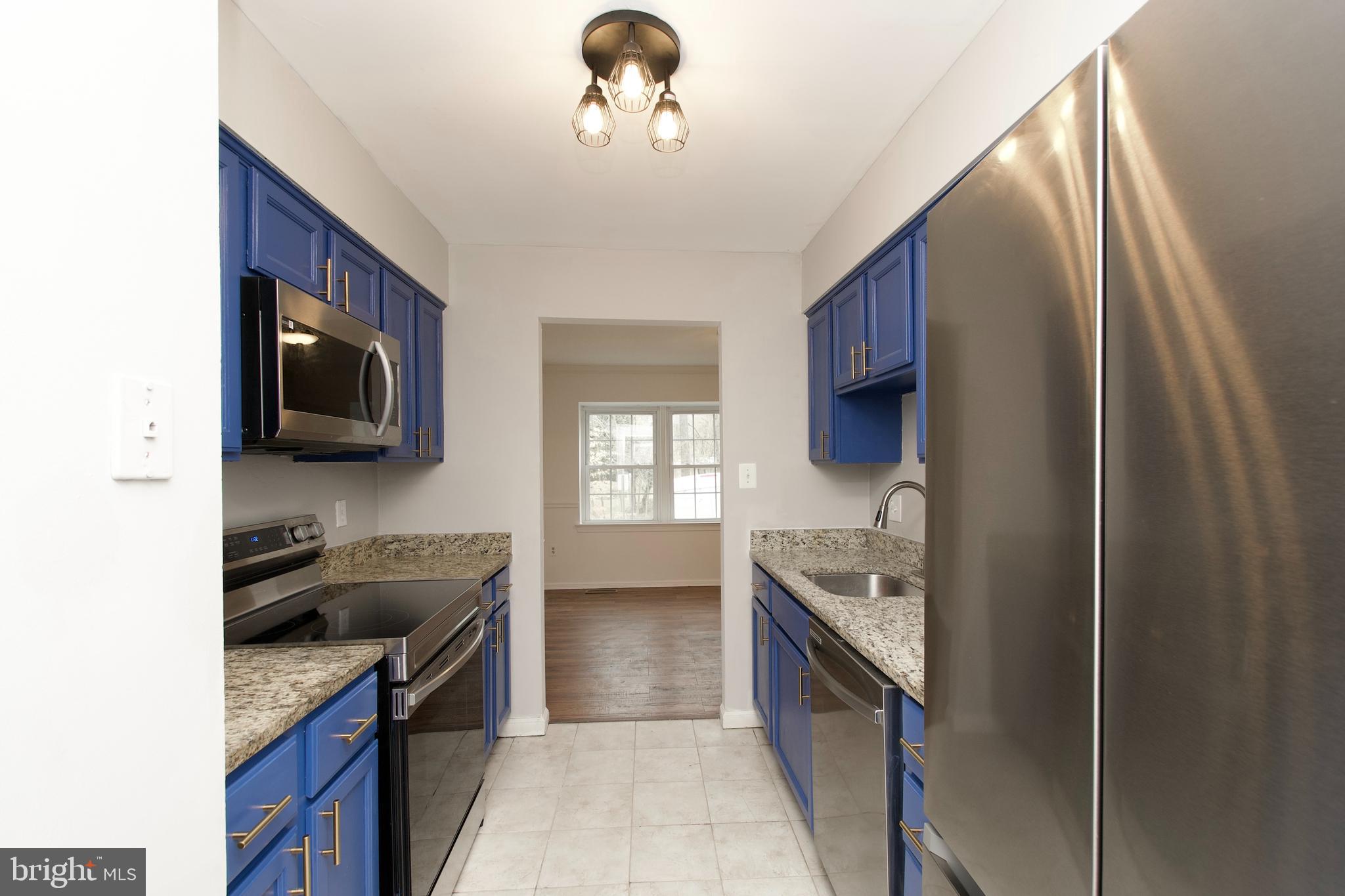 WEST SPRINGFIELD TERRACE - Residential