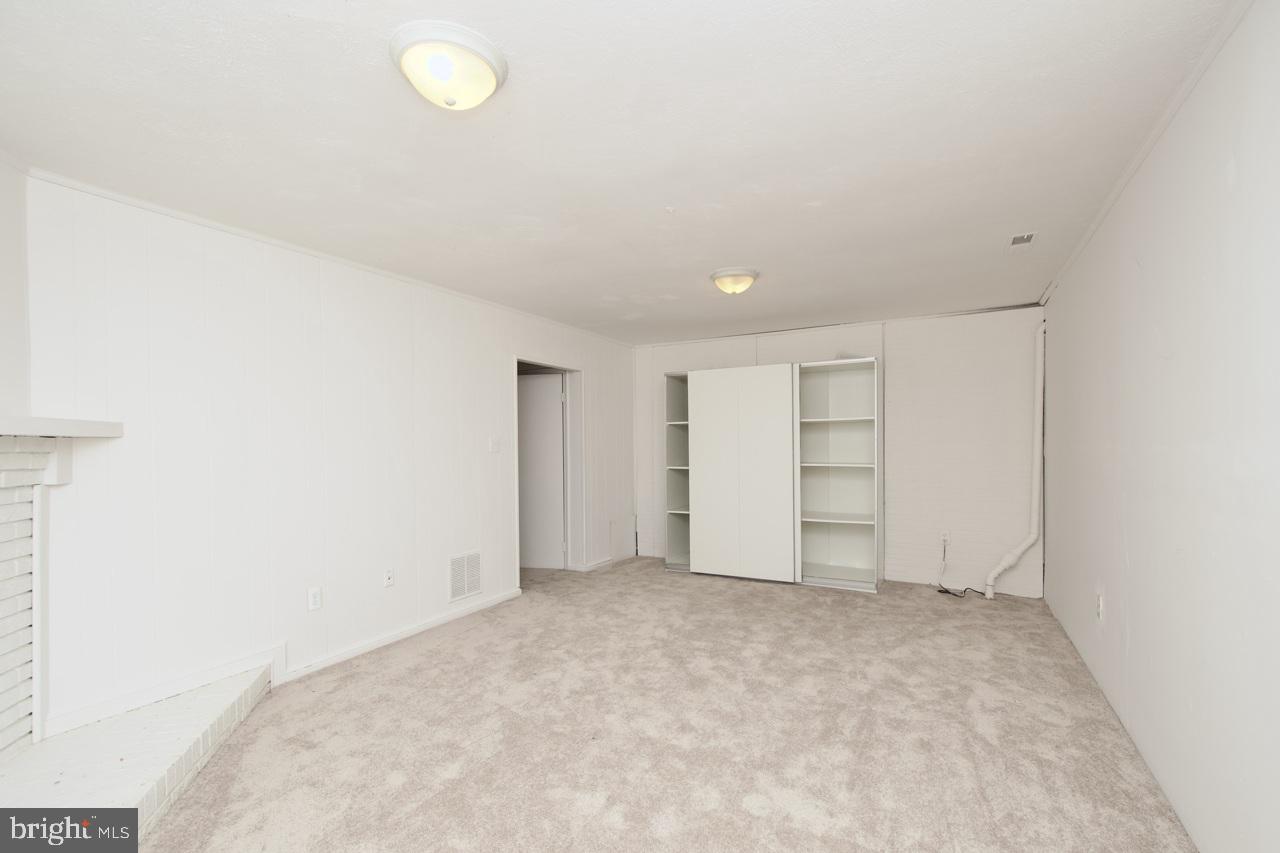 WEST SPRINGFIELD TERRACE - Residential