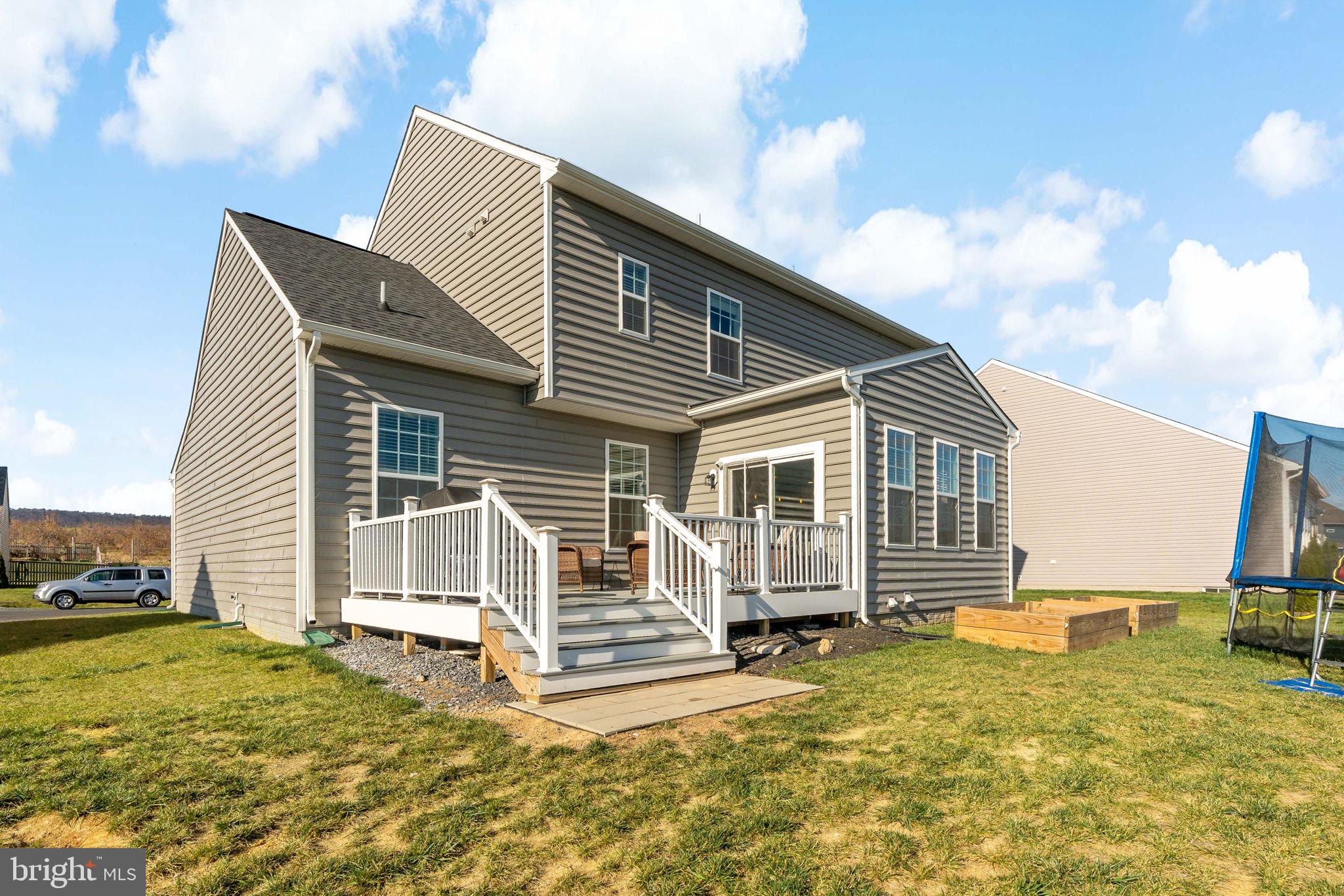 SPRINGDALE FARM - Residential