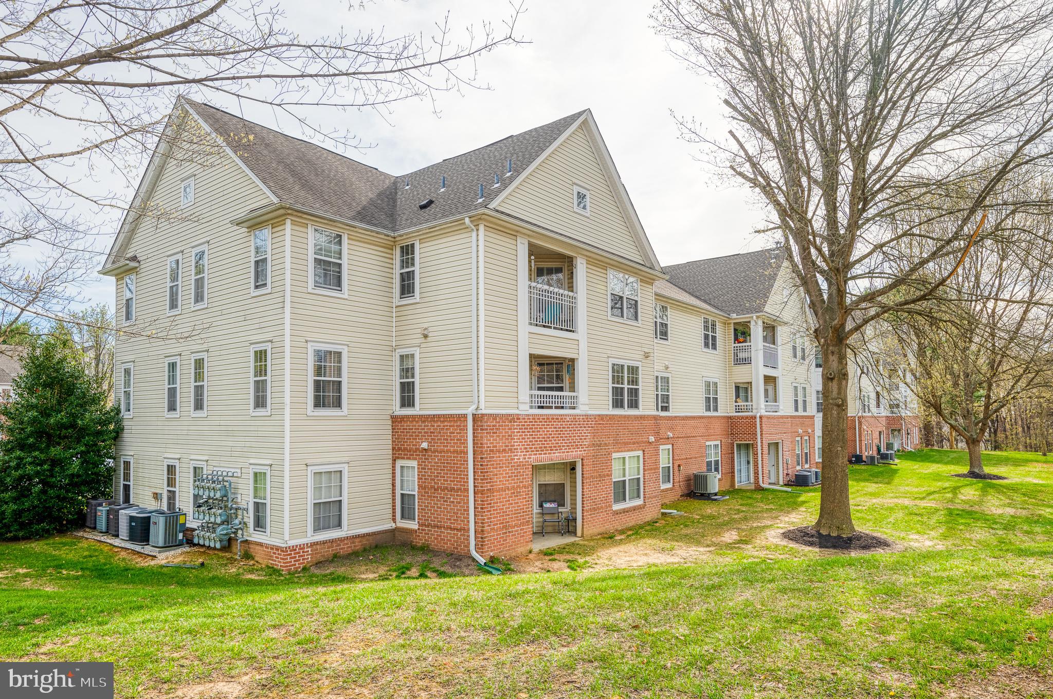 TAYLOR RIDGE CONDOMINIUMS - Residential