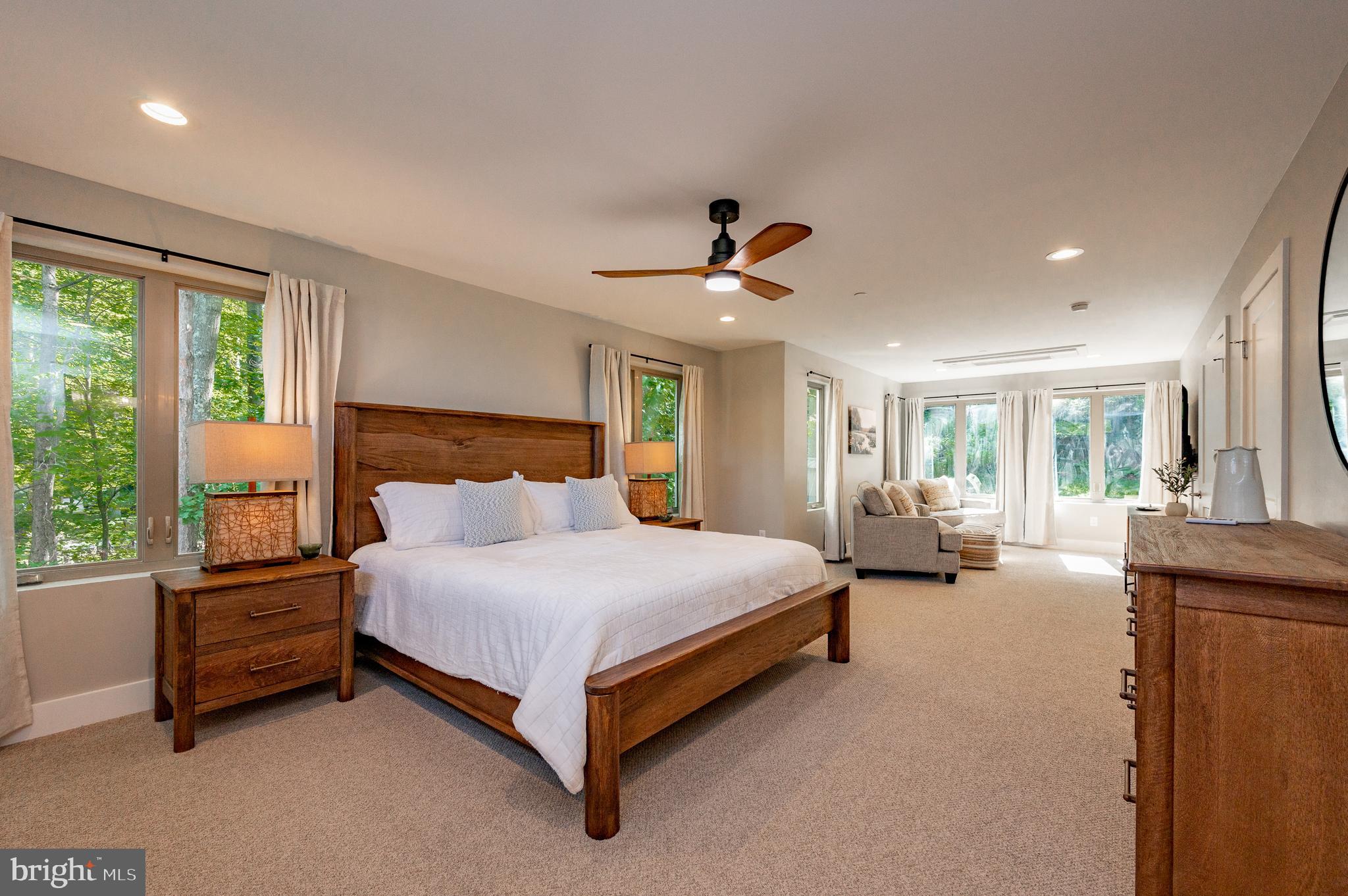 STATE PARK ROAD - Residential