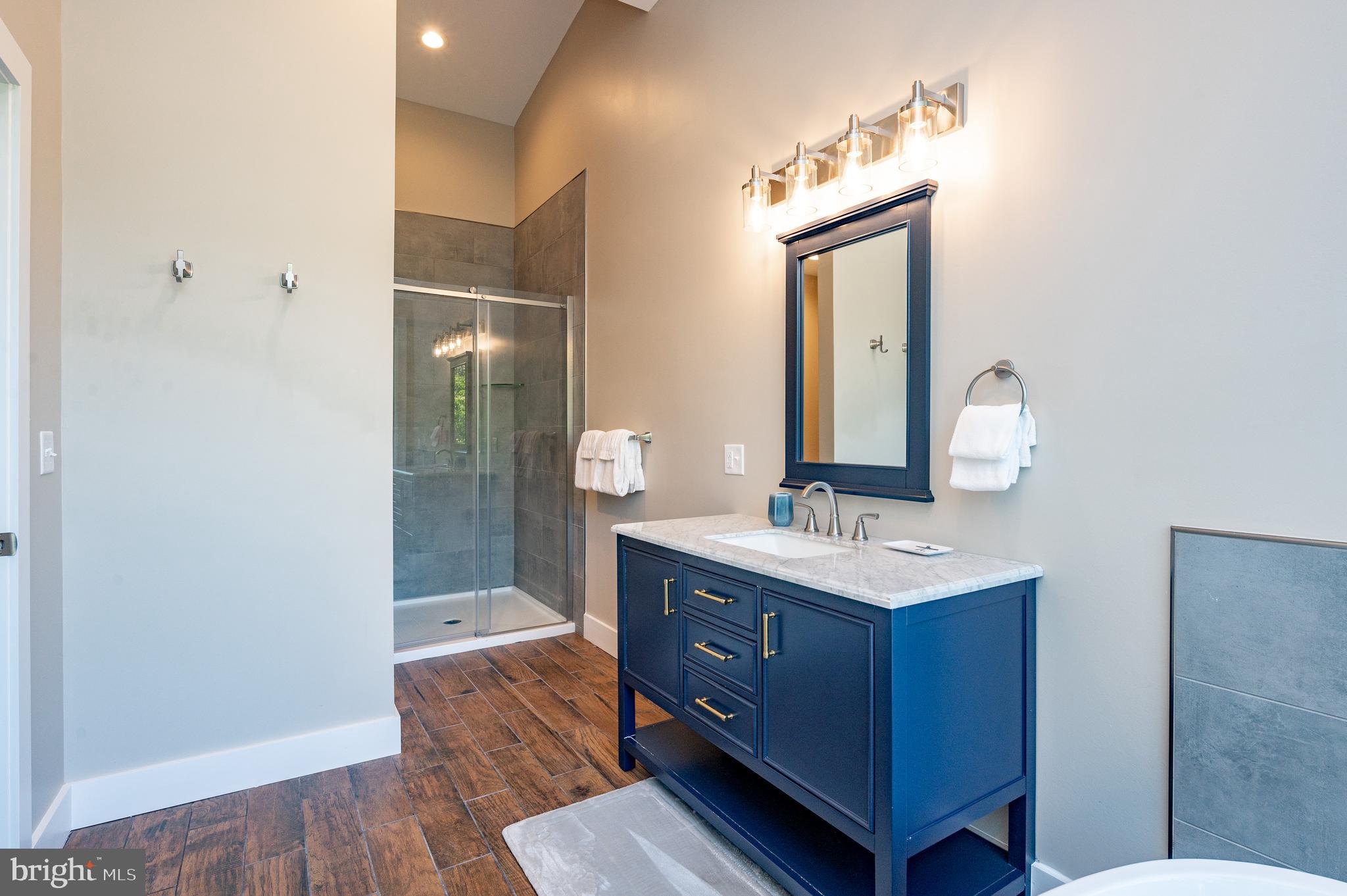 STATE PARK ROAD - Residential