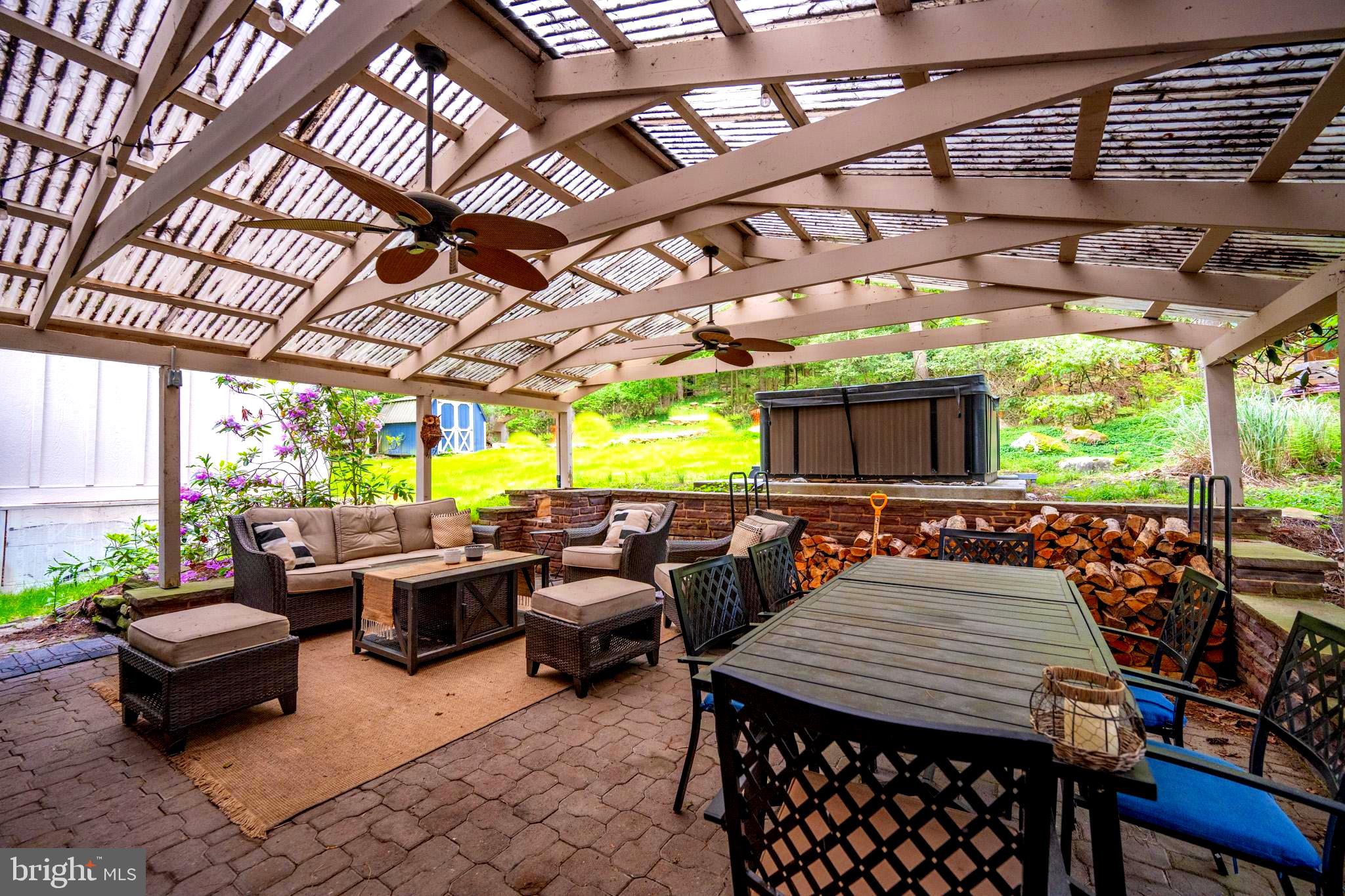 STATE PARK ROAD - Residential