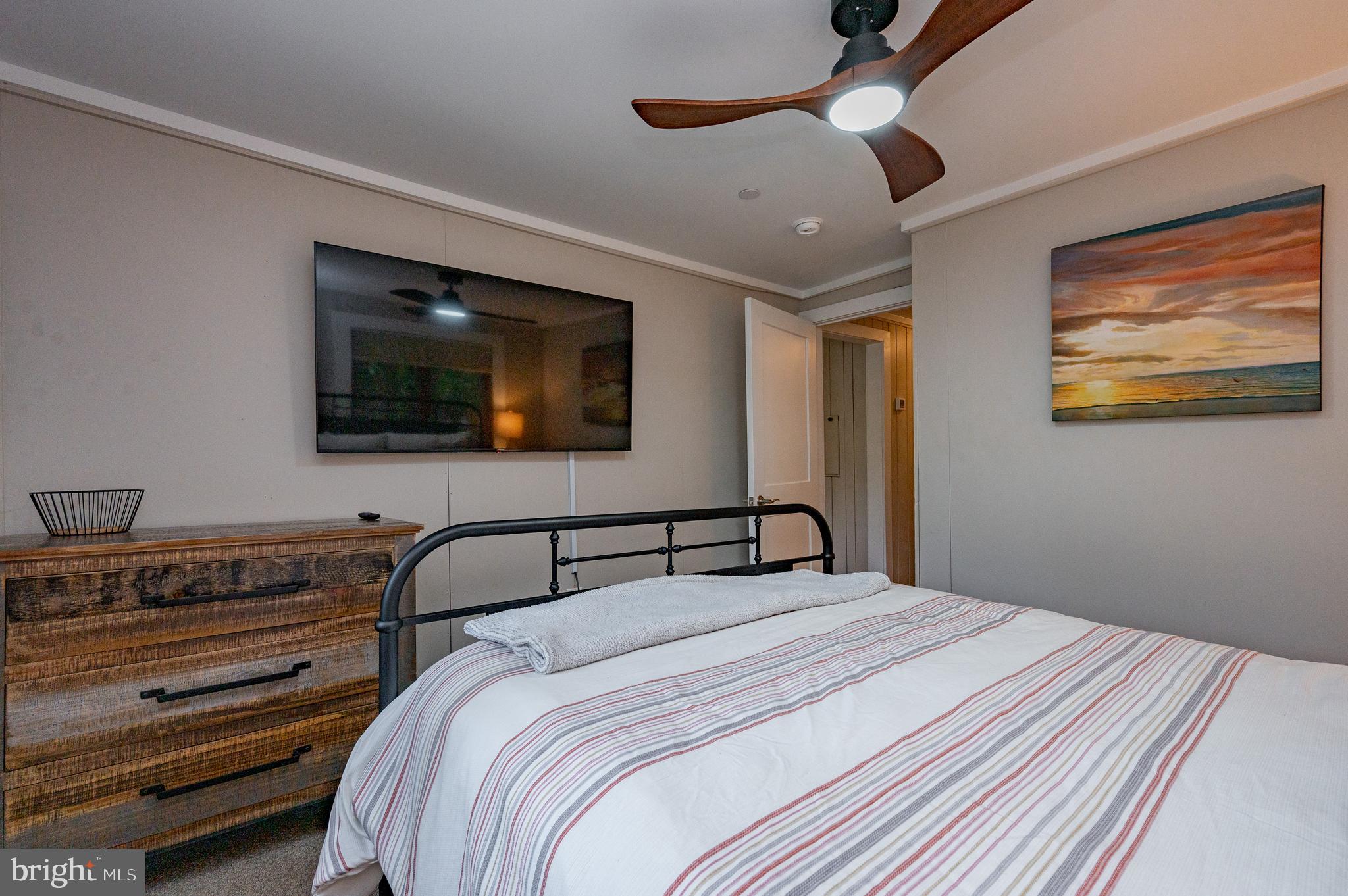 STATE PARK ROAD - Residential