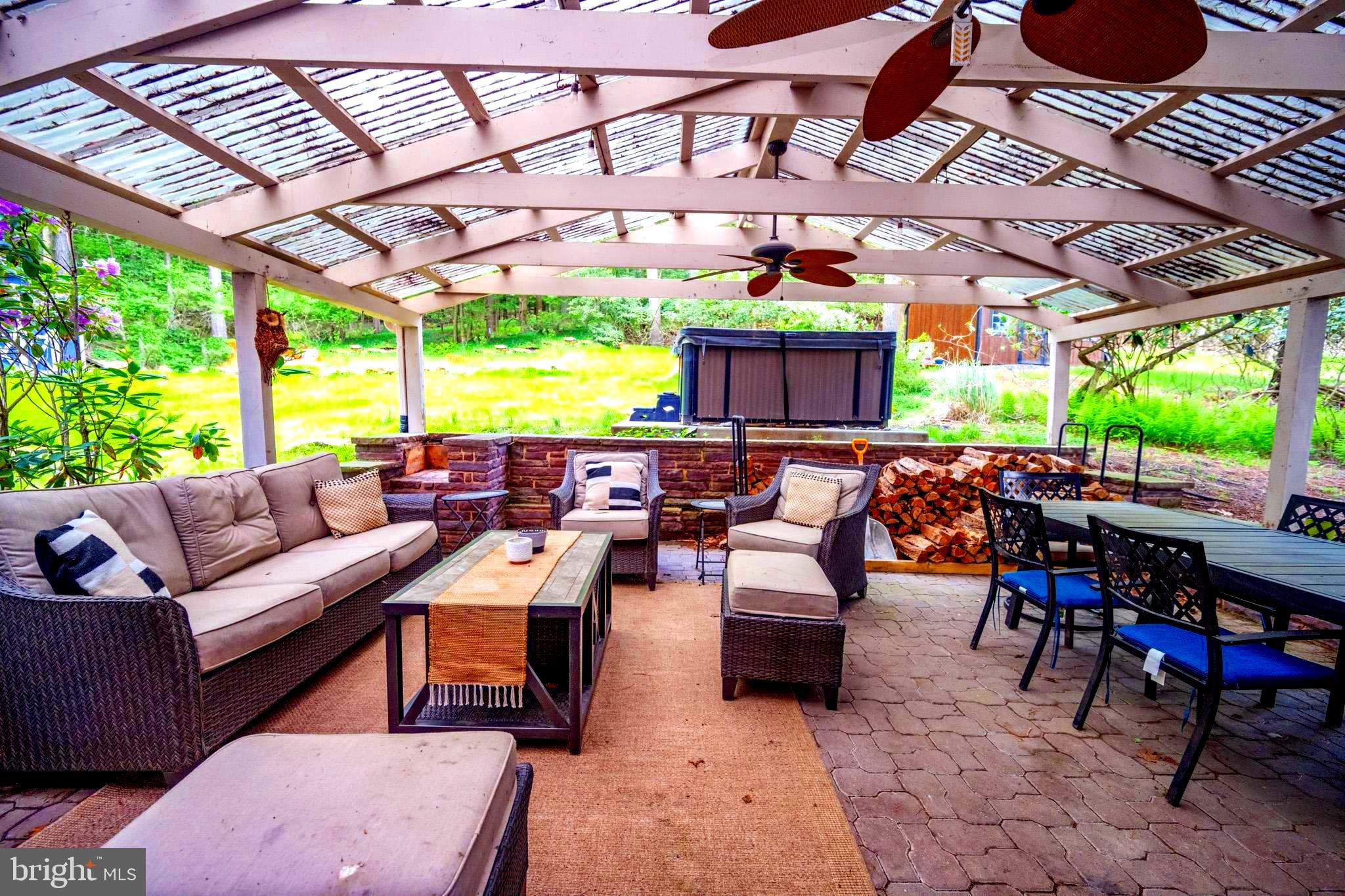 STATE PARK ROAD - Residential