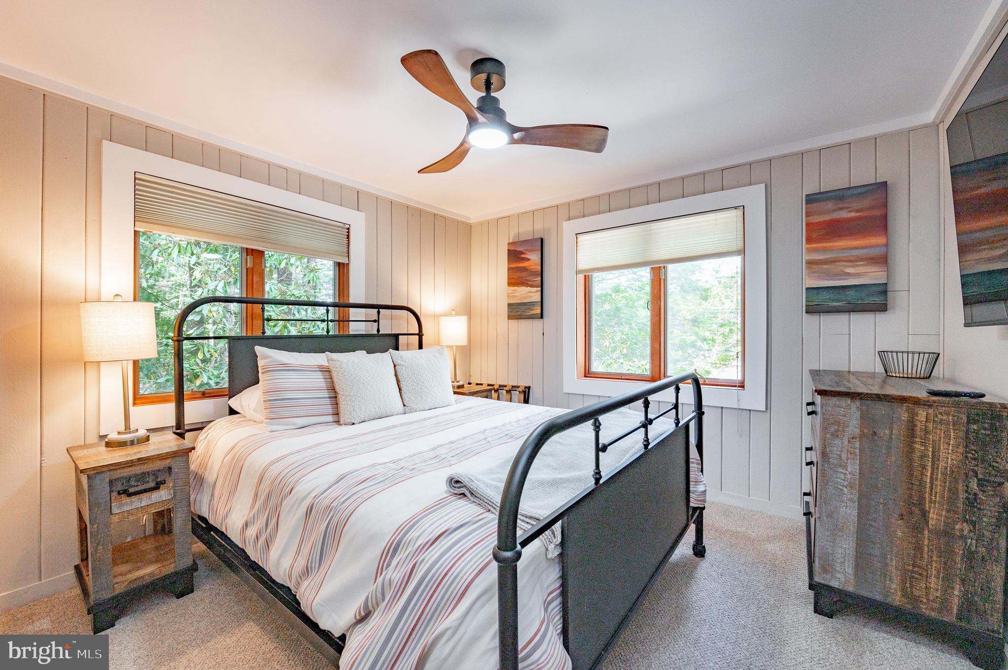 STATE PARK ROAD - Residential