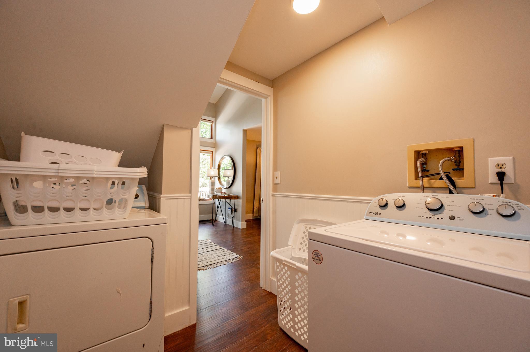 STATE PARK ROAD - Residential