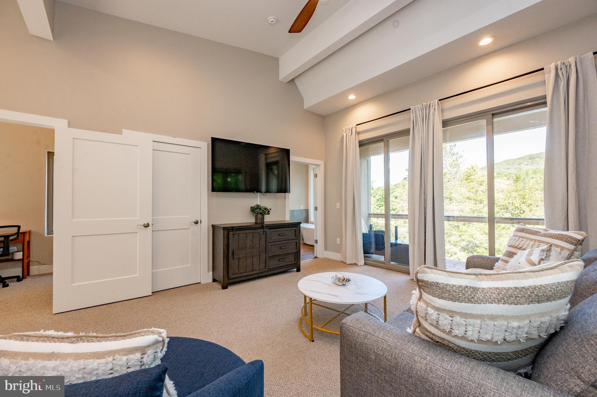 STATE PARK ROAD - Residential