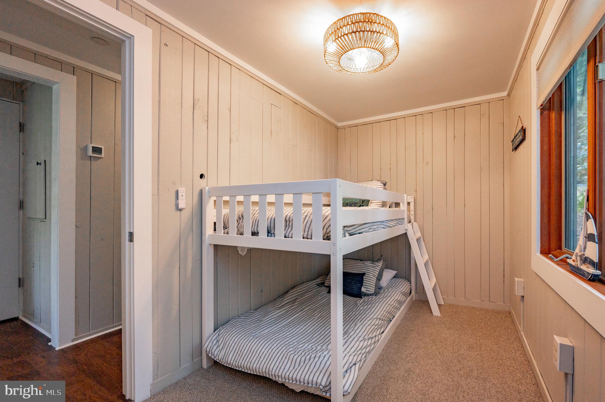 STATE PARK ROAD - Residential