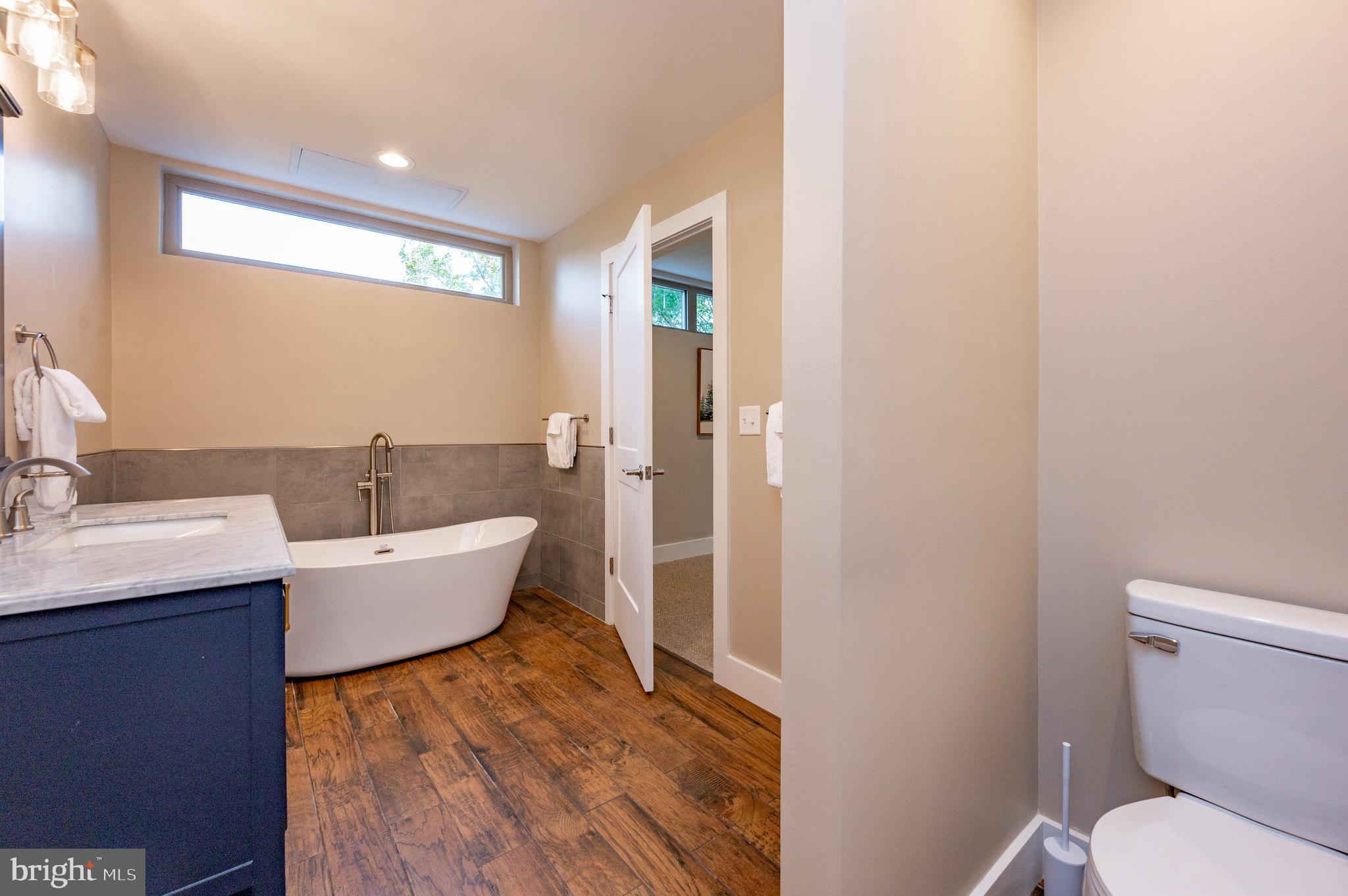 STATE PARK ROAD - Residential