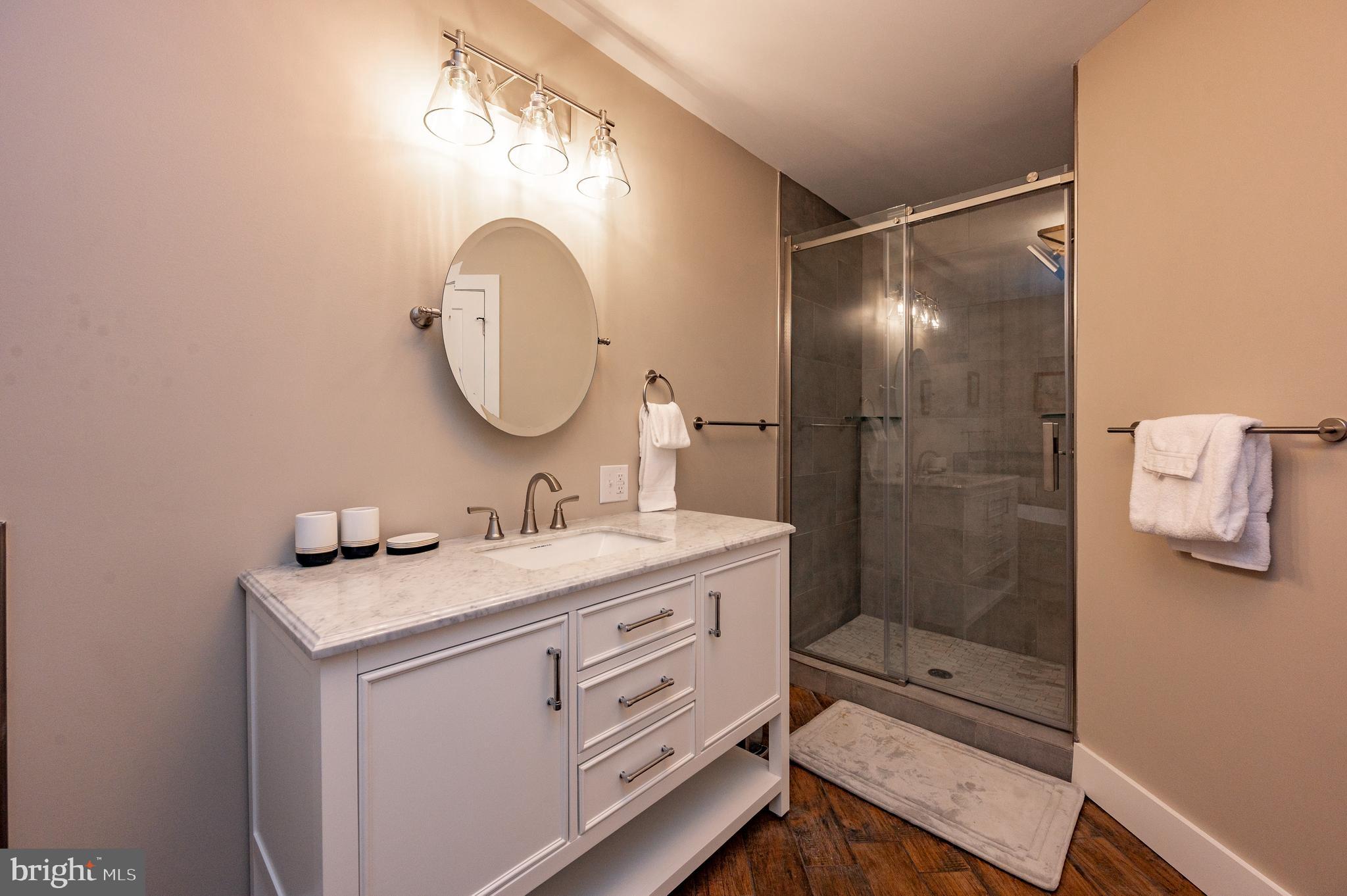 STATE PARK ROAD - Residential