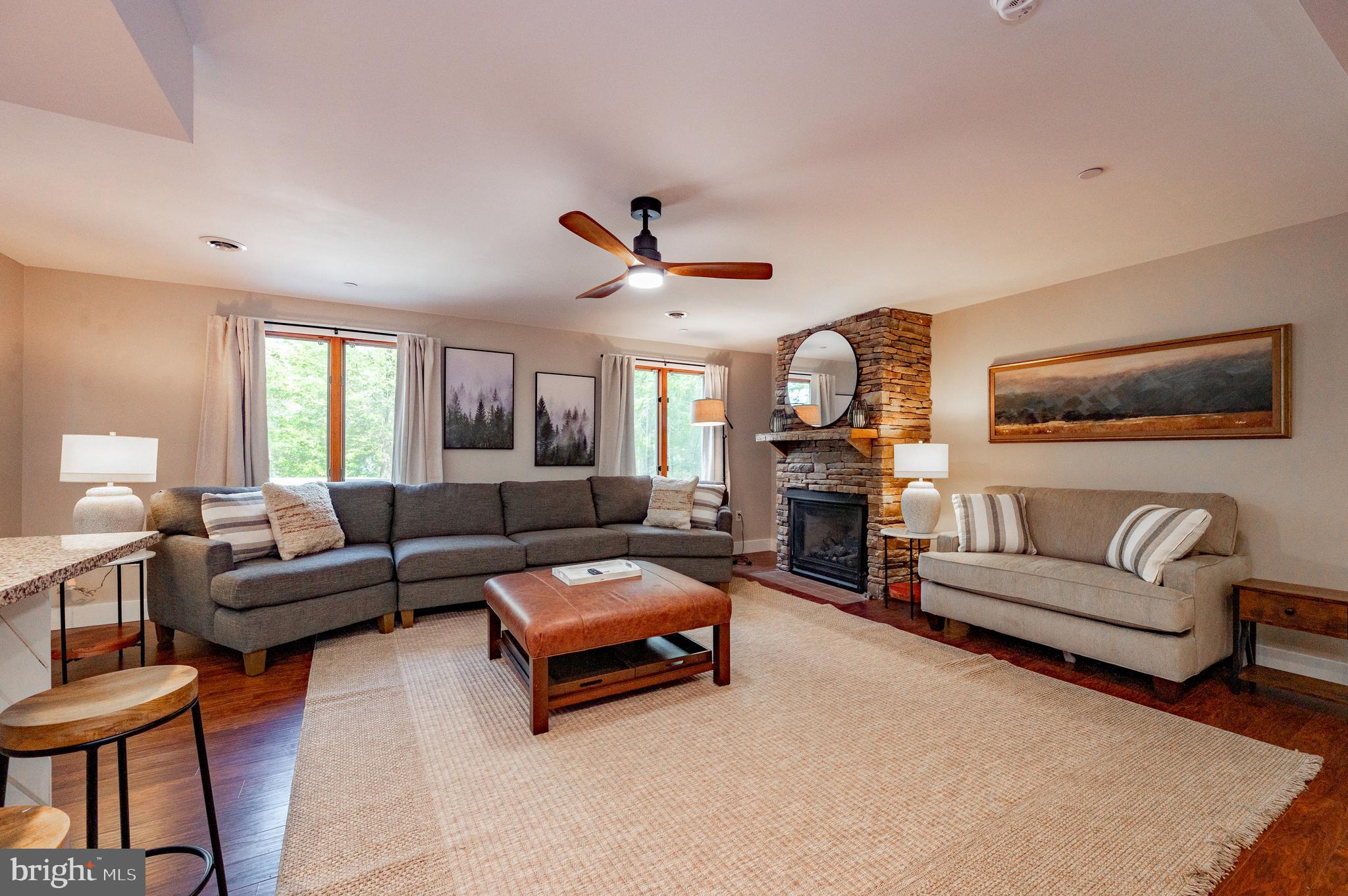 STATE PARK ROAD - Residential